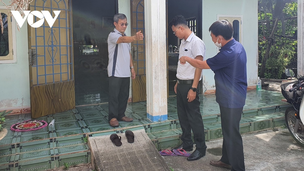 Dung flycam giam sat dien tich dat da kiem ke lam cao toc Bac - Nam anh 1