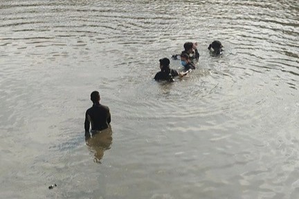 Di tha luoi, 2 anh em ruot o Quang Binh bi duoi nuoc tu vong hinh anh