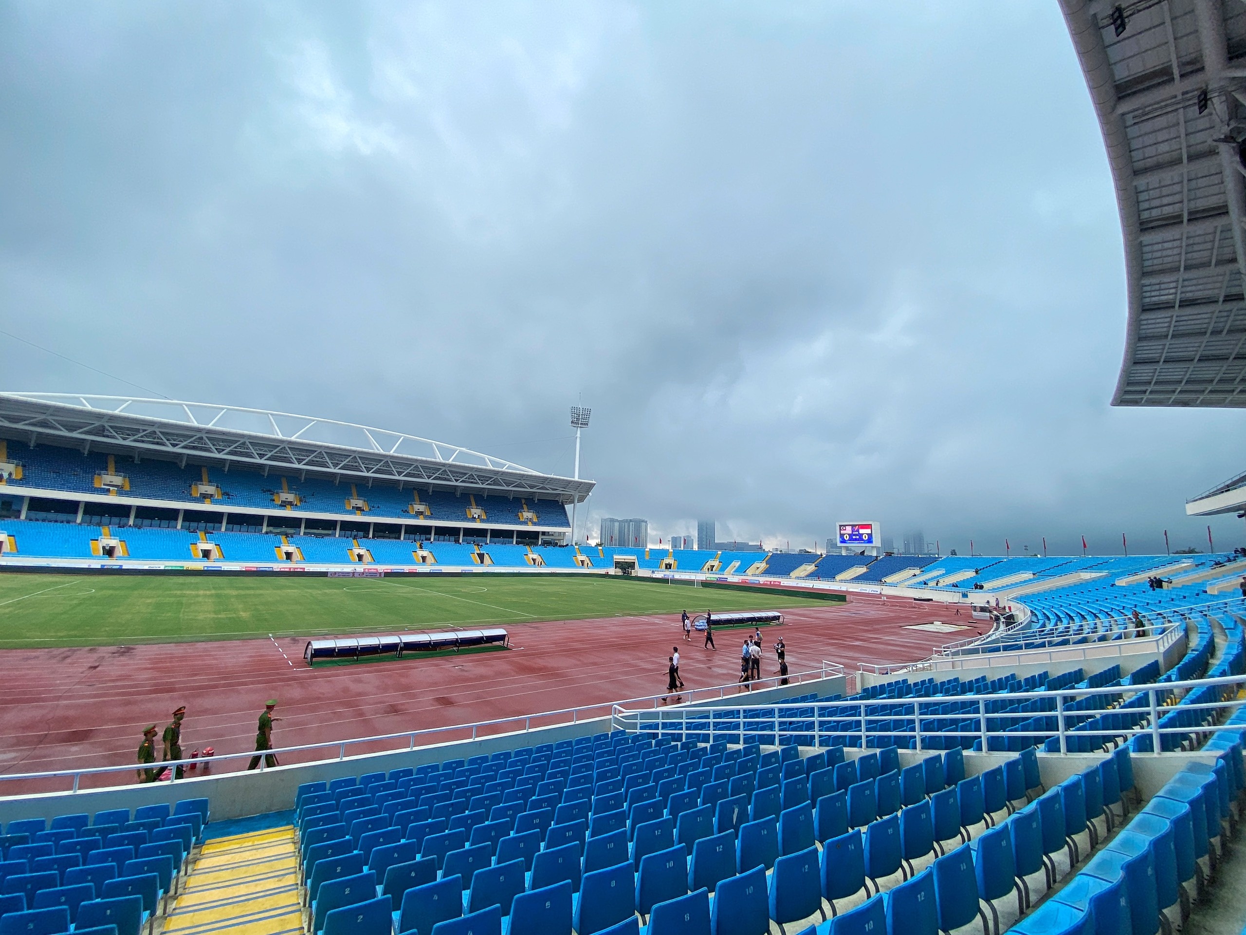 gia ve viet nam thai lan giam anh 3