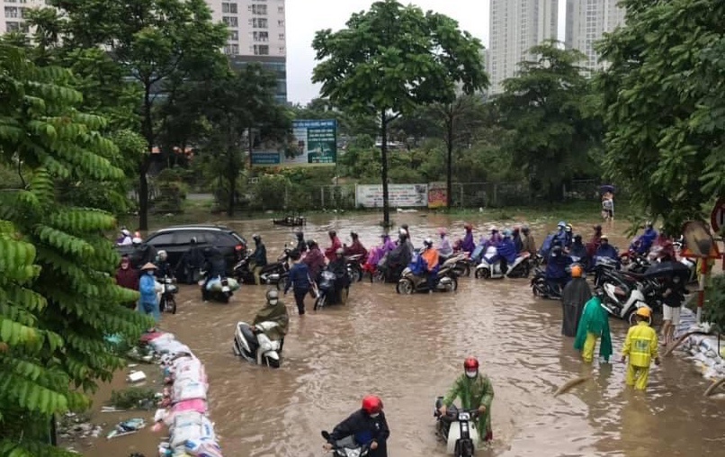 Ngap dai lo thang long anh 3