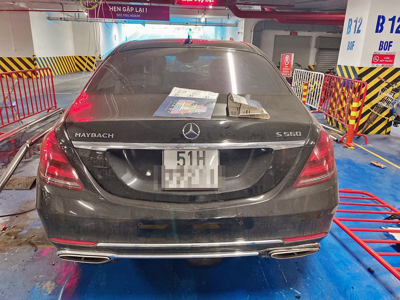 Mercedes Maybach tong loat xe may anh 4