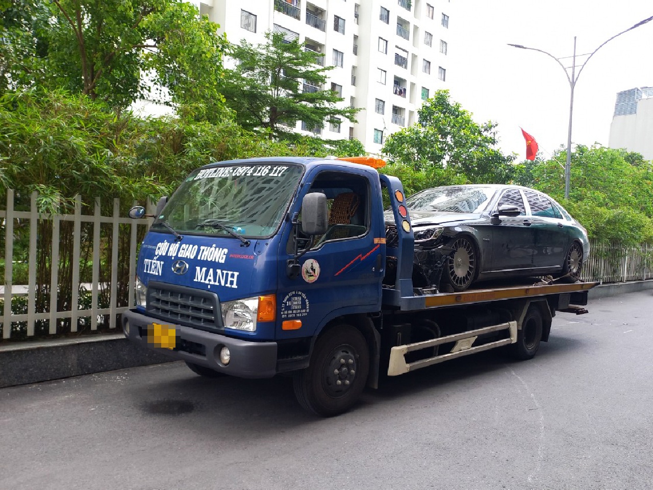 Mercedes Maybach tong loat xe may anh 10