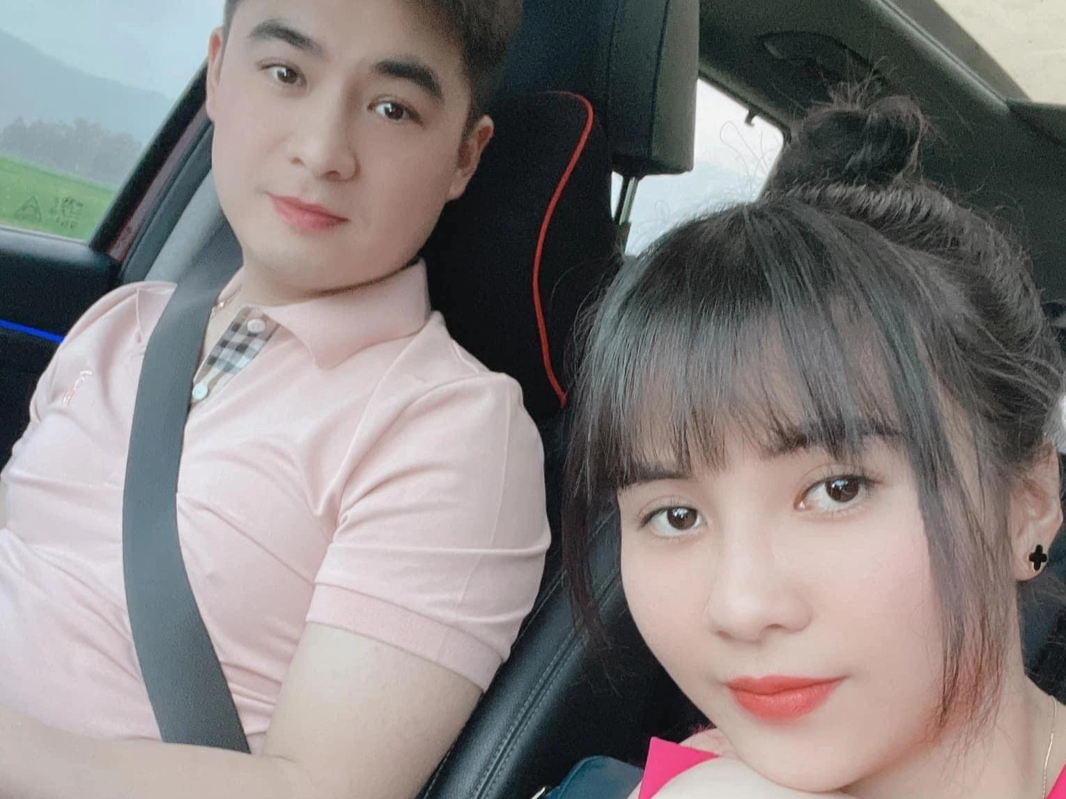 Santa fe mat tich cau thang long anh 1