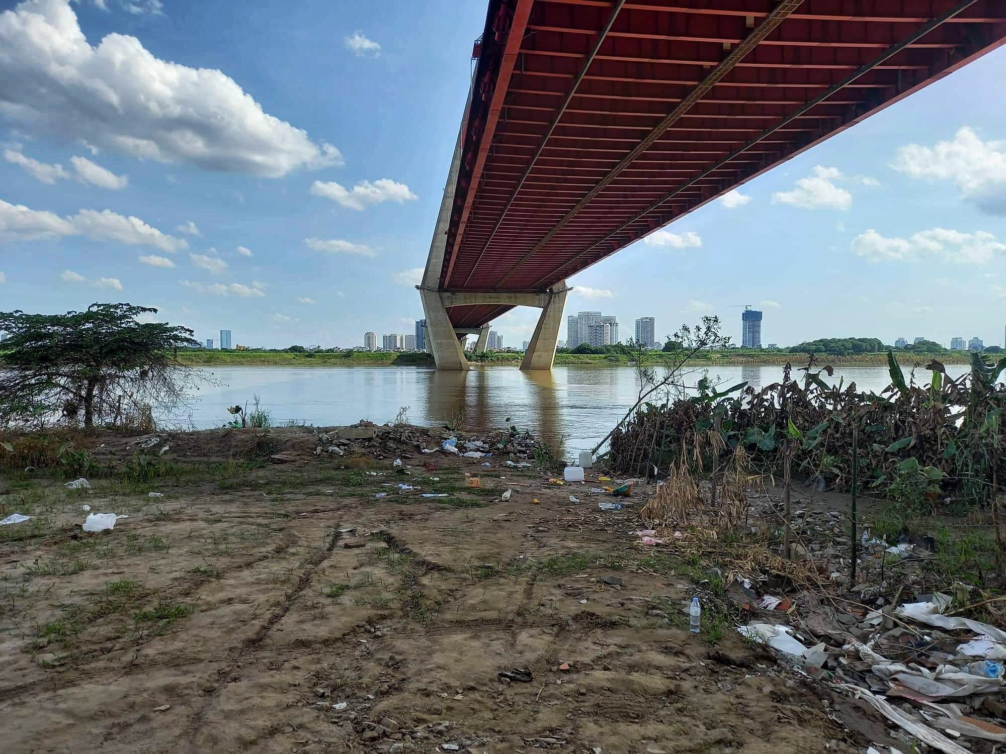 thi the tai xe bo lai xe santafe cau thang long anh 1