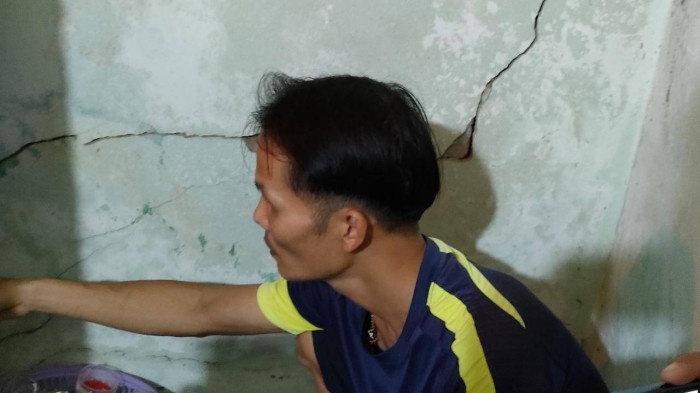 Duong hon 500 ty thi cong, hang loat nha dan bi nut toac hinh anh