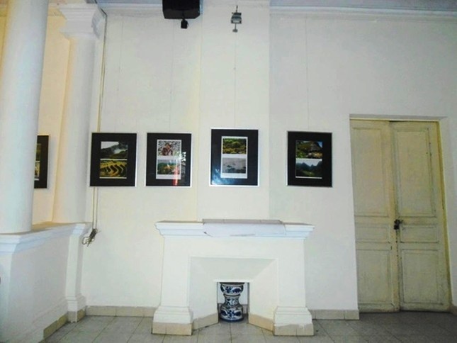 chi phi thue ‘than den’ di doi biet thu Phap co ven song Huong anh 3