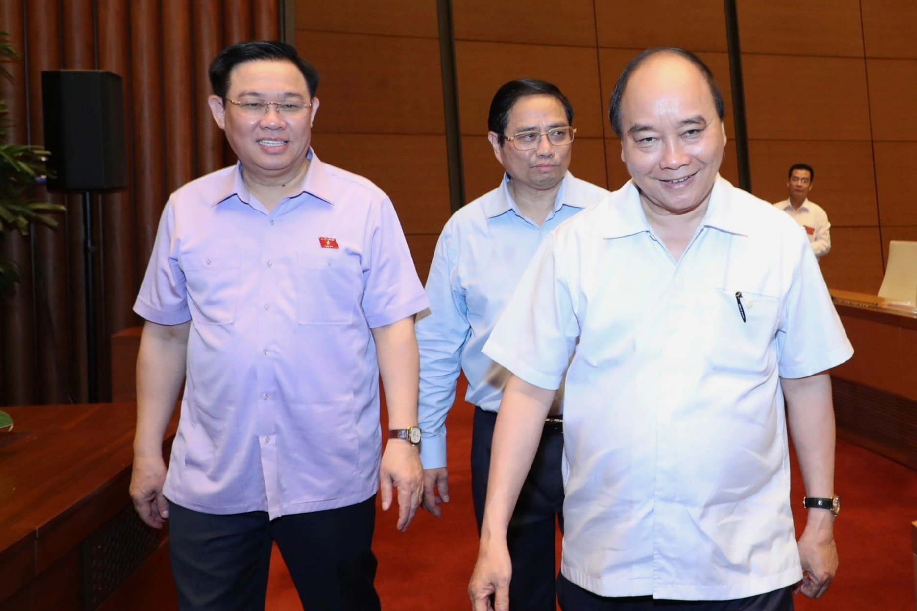 Hoi nghi toan quoc quan triet Nghi quyet Hoi nghi T.U 5 hinh anh