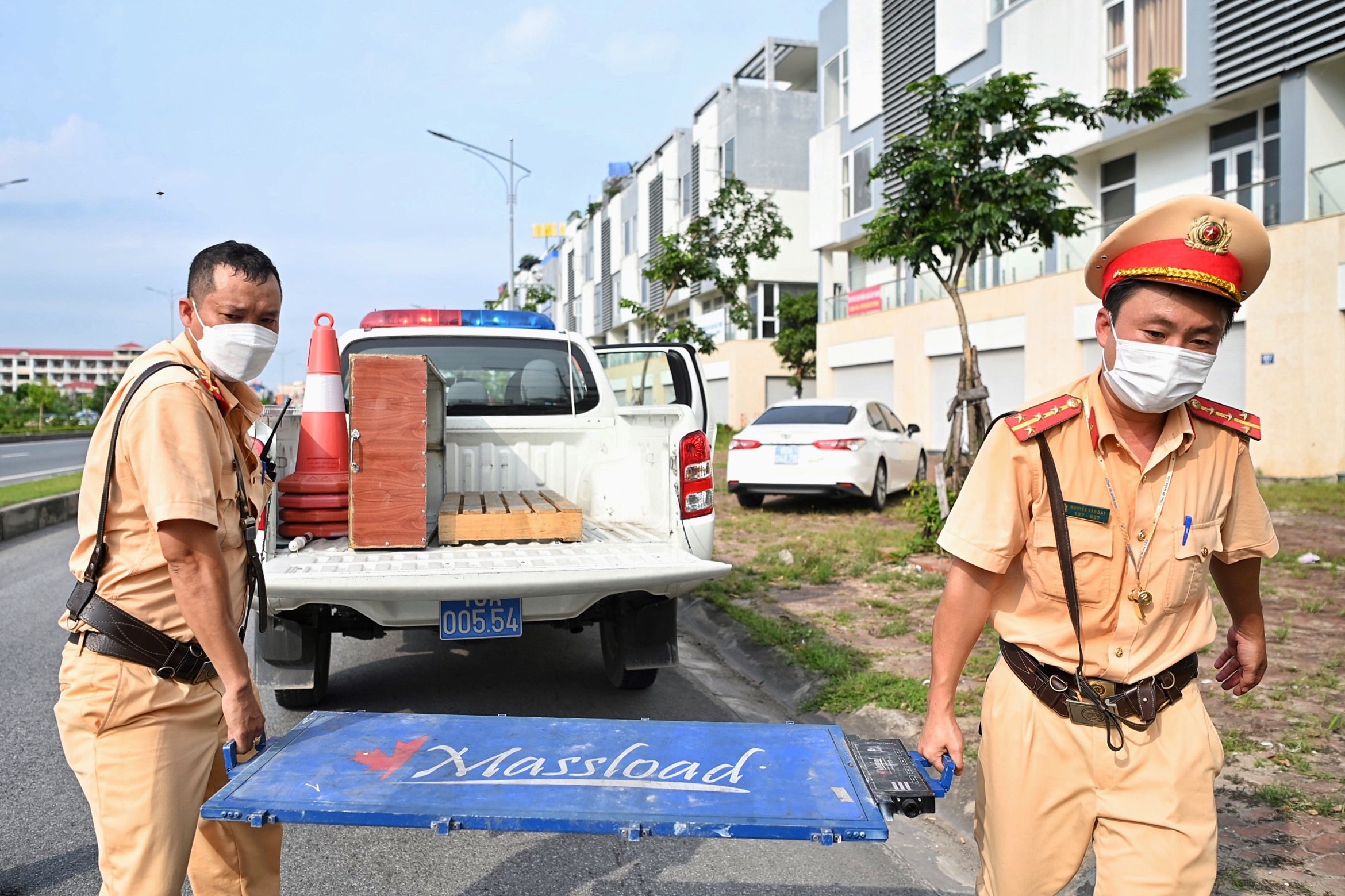 Xu ly xe qua tai trong o Hai Phong anh 6