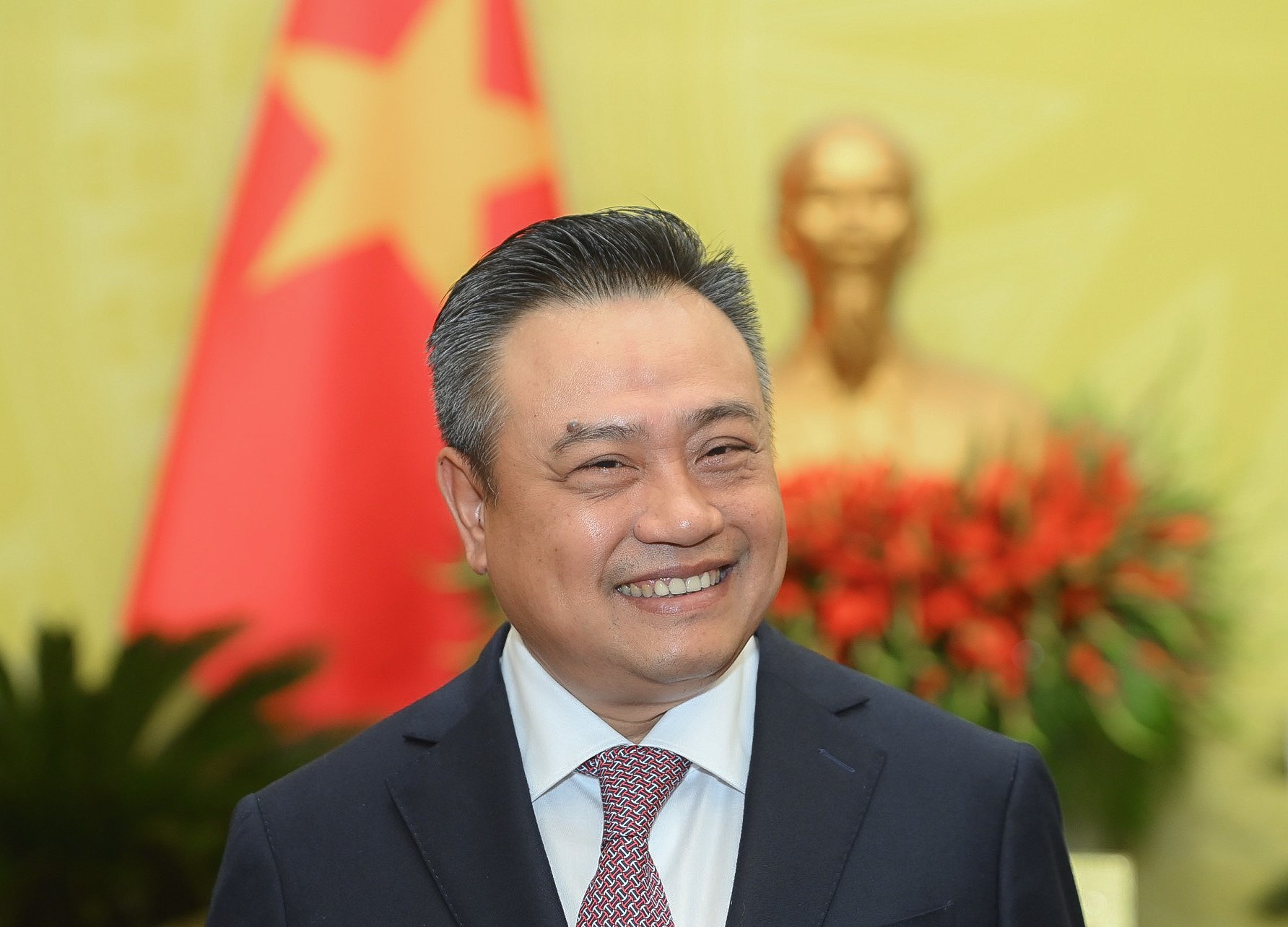 Tieu su ong Tran Sy Thanh, tan Chu tich UBND Ha Noi hinh anh