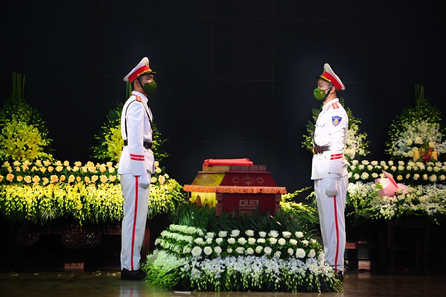 Xuc dong le tang 3 chien si PCCC anh 1