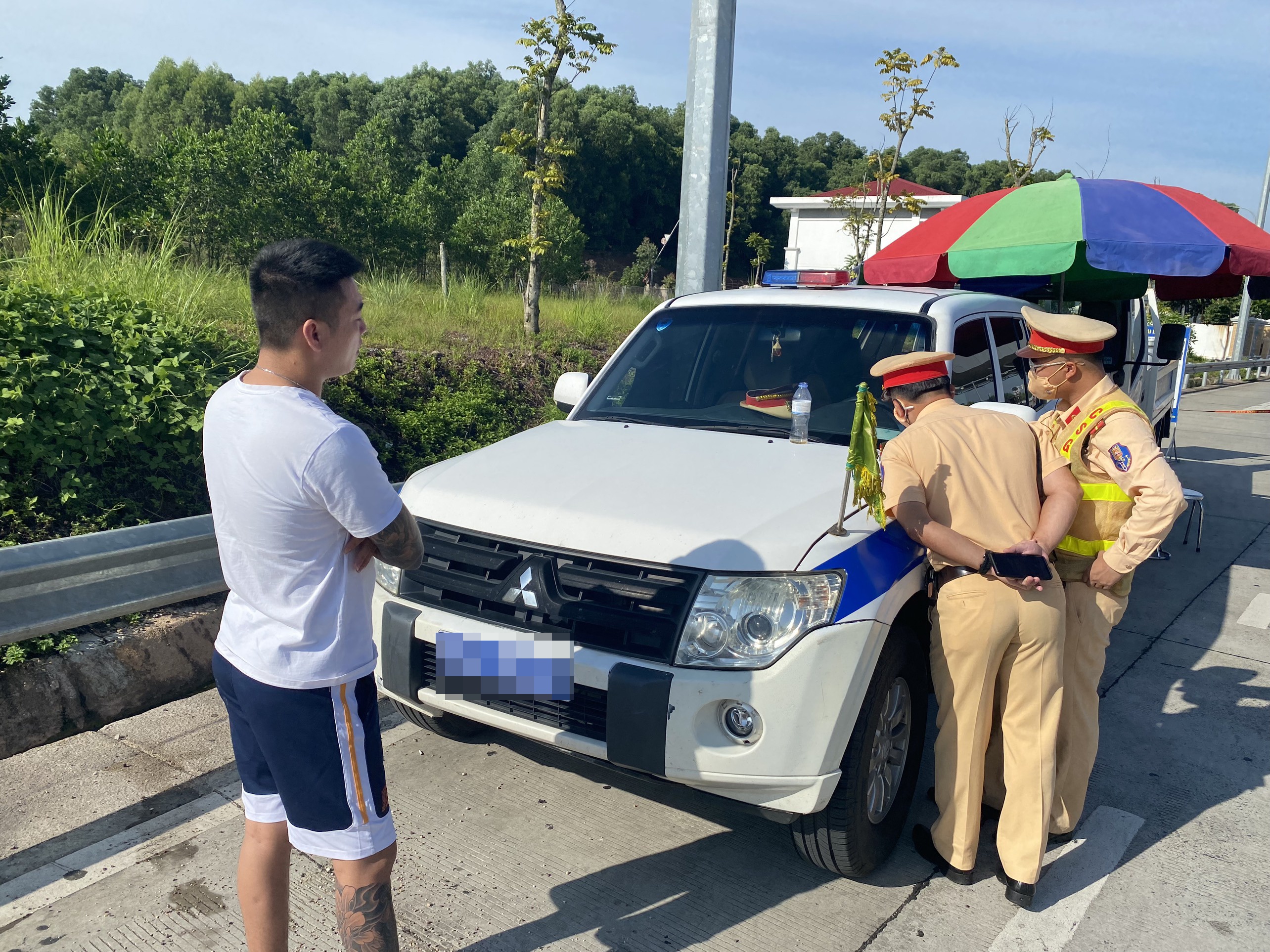 Su dung thuoc lac khi sinh nhat ban, nam tai xe bi phat 46 trieu hinh anh