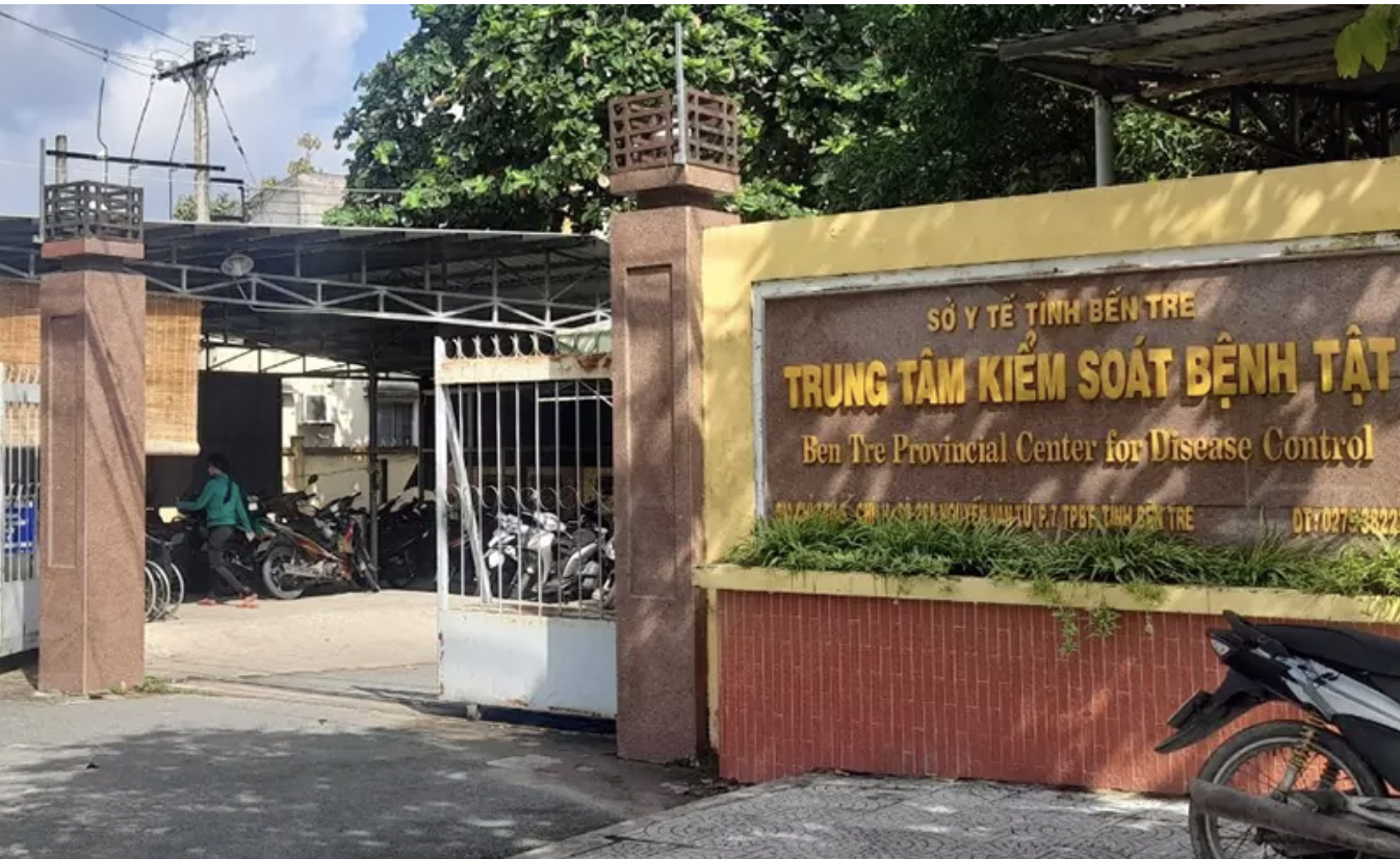 Giam doc CDC Ben Tre va cap pho bi ky luat vi gay thiet hai gan 3,5 ty hinh anh