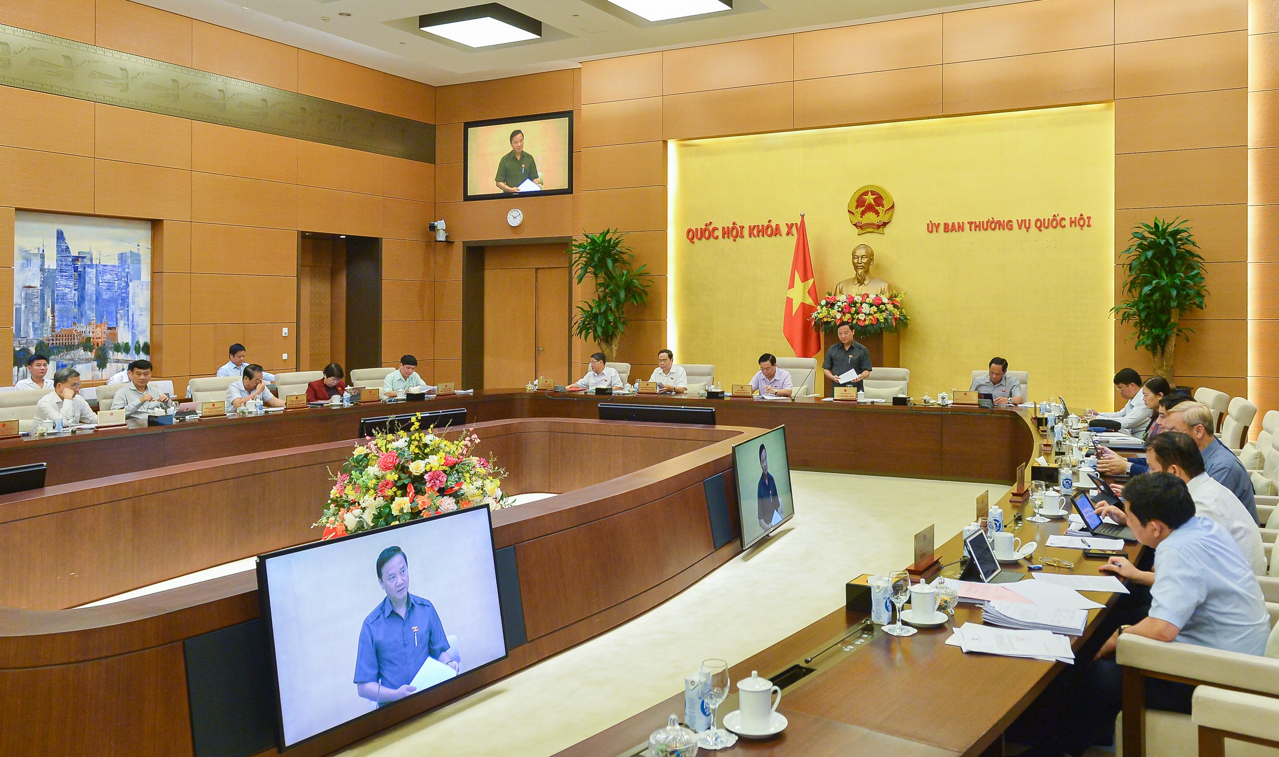 cam livestream phien toa anh 2