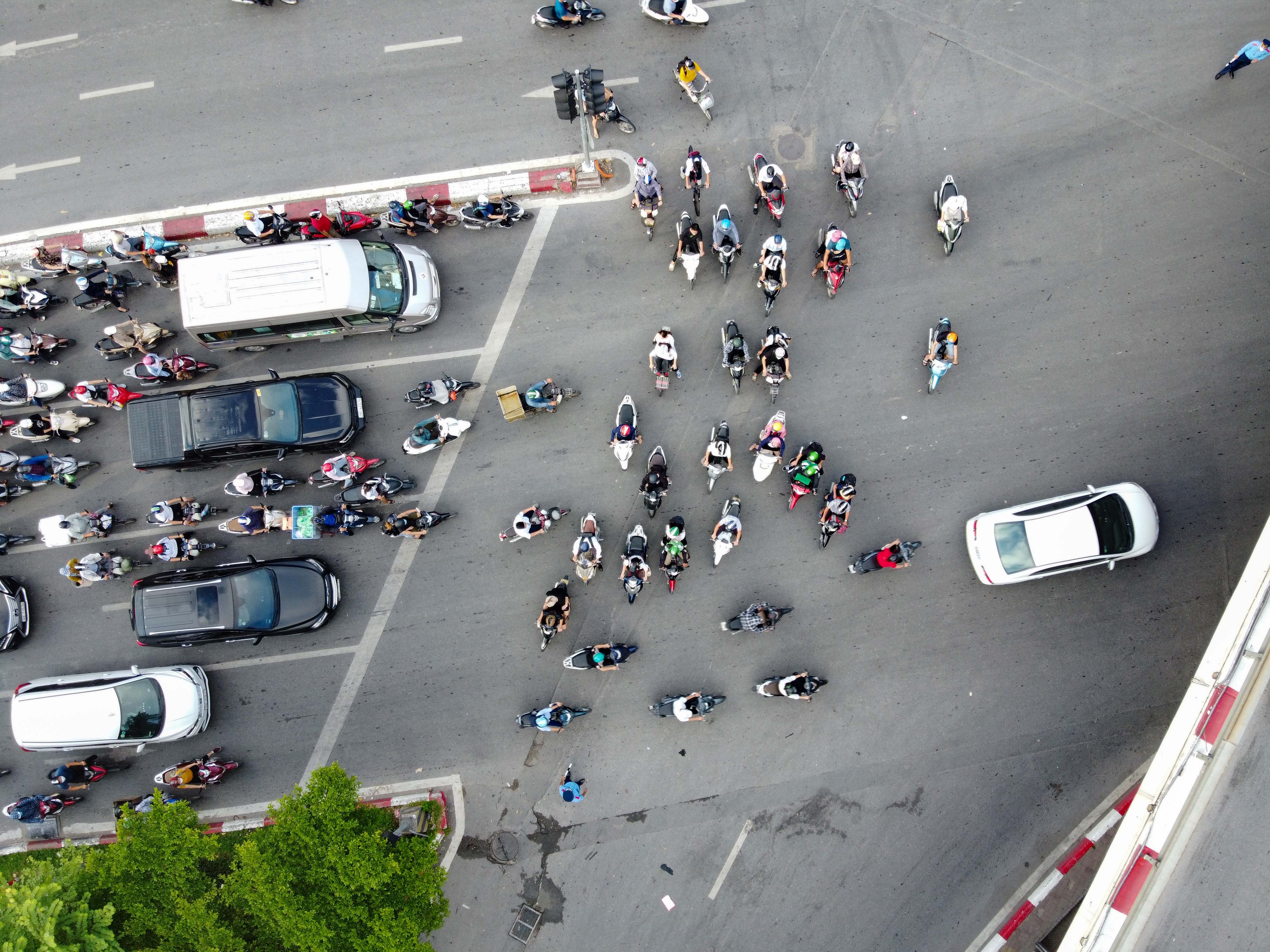 nguoc chieu nga tu so anh 5