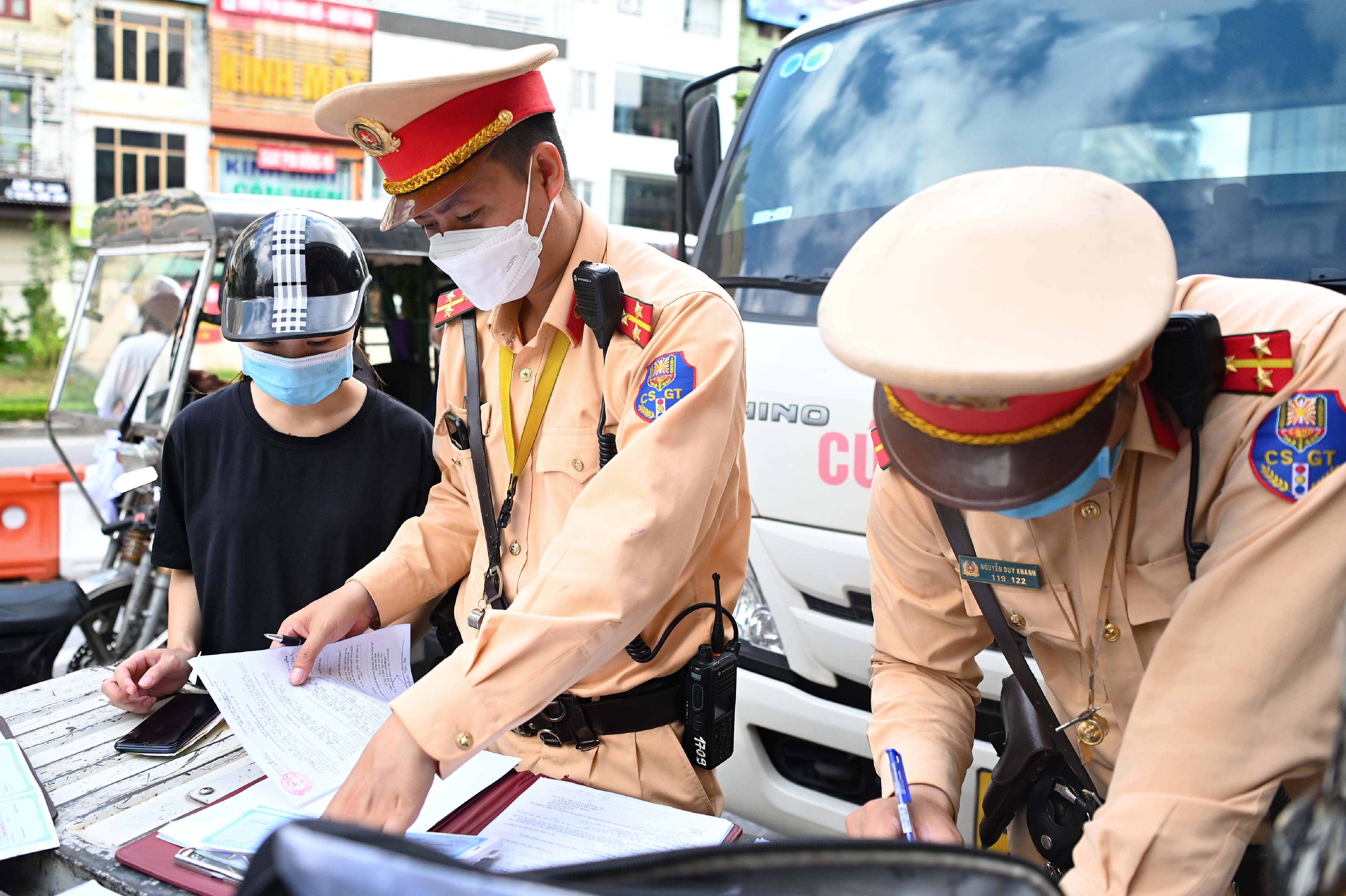 nguoc chieu nga tu so anh 15