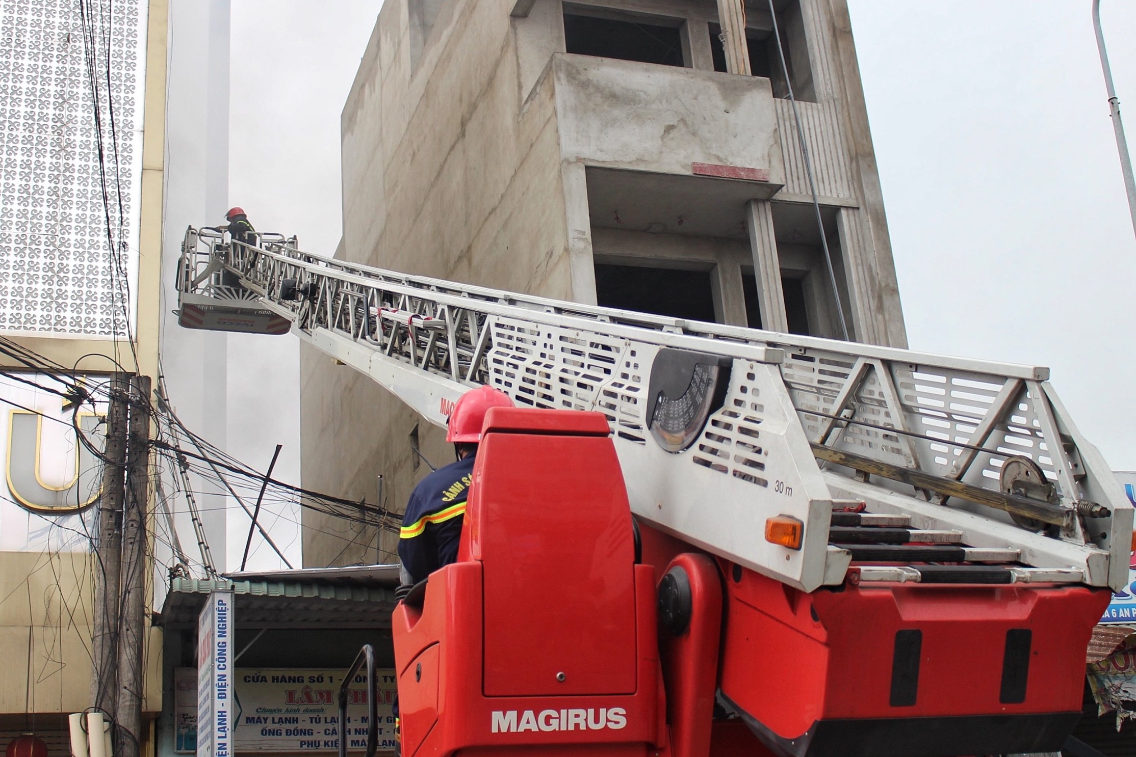 chay karaoke binh duong anh 4