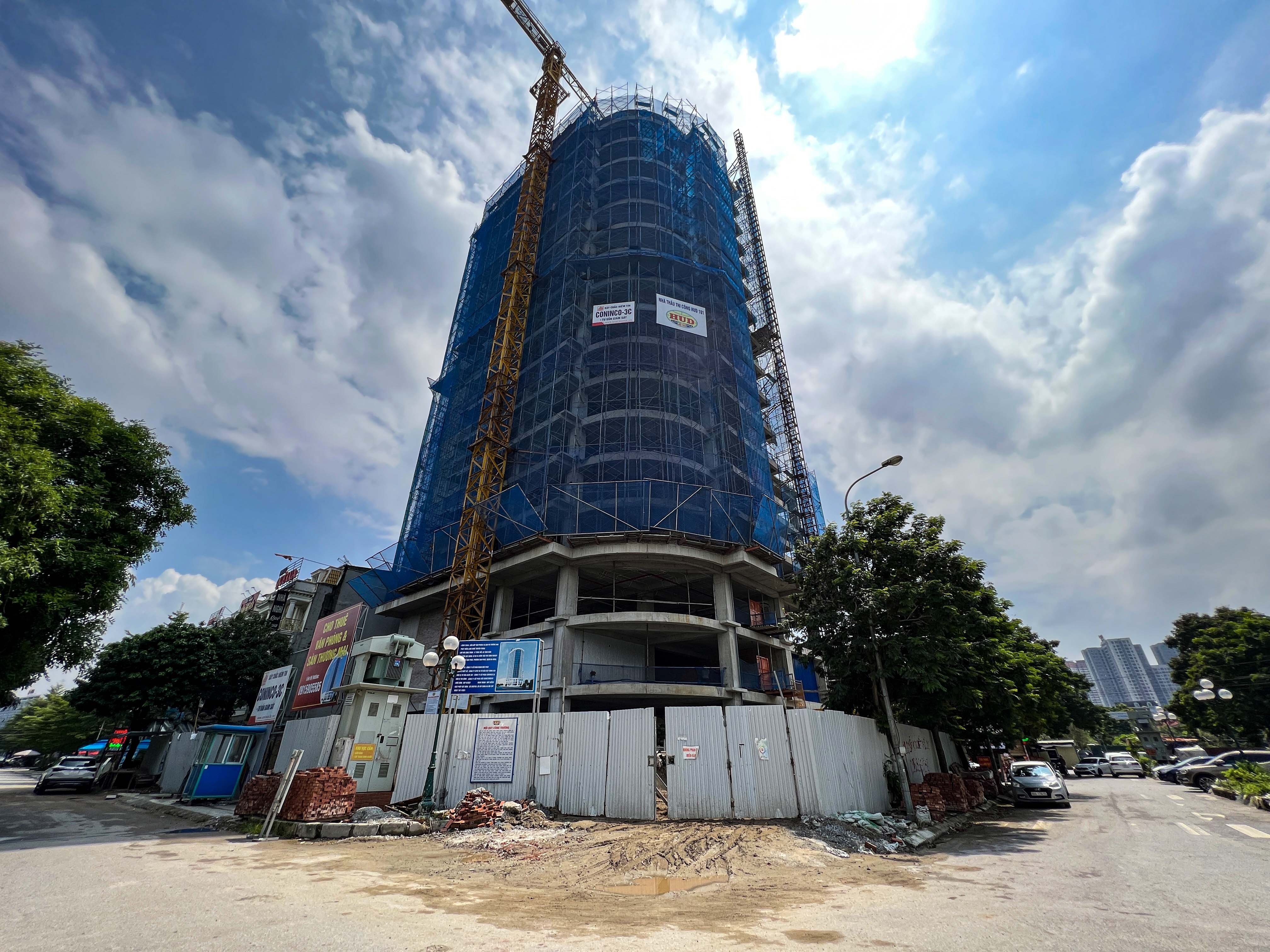 chung cu le van luong anh 12