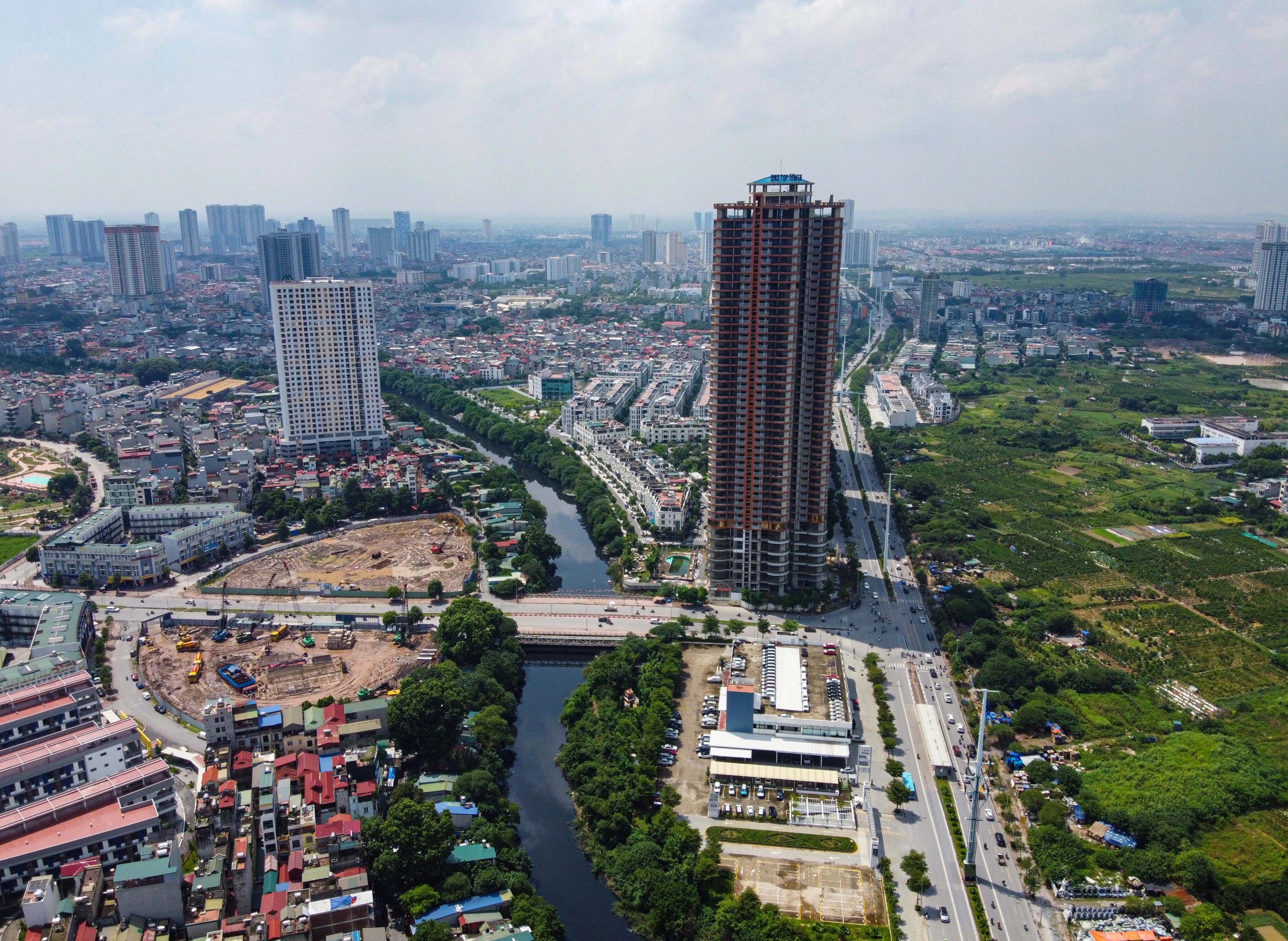 chung cu le van luong anh 11