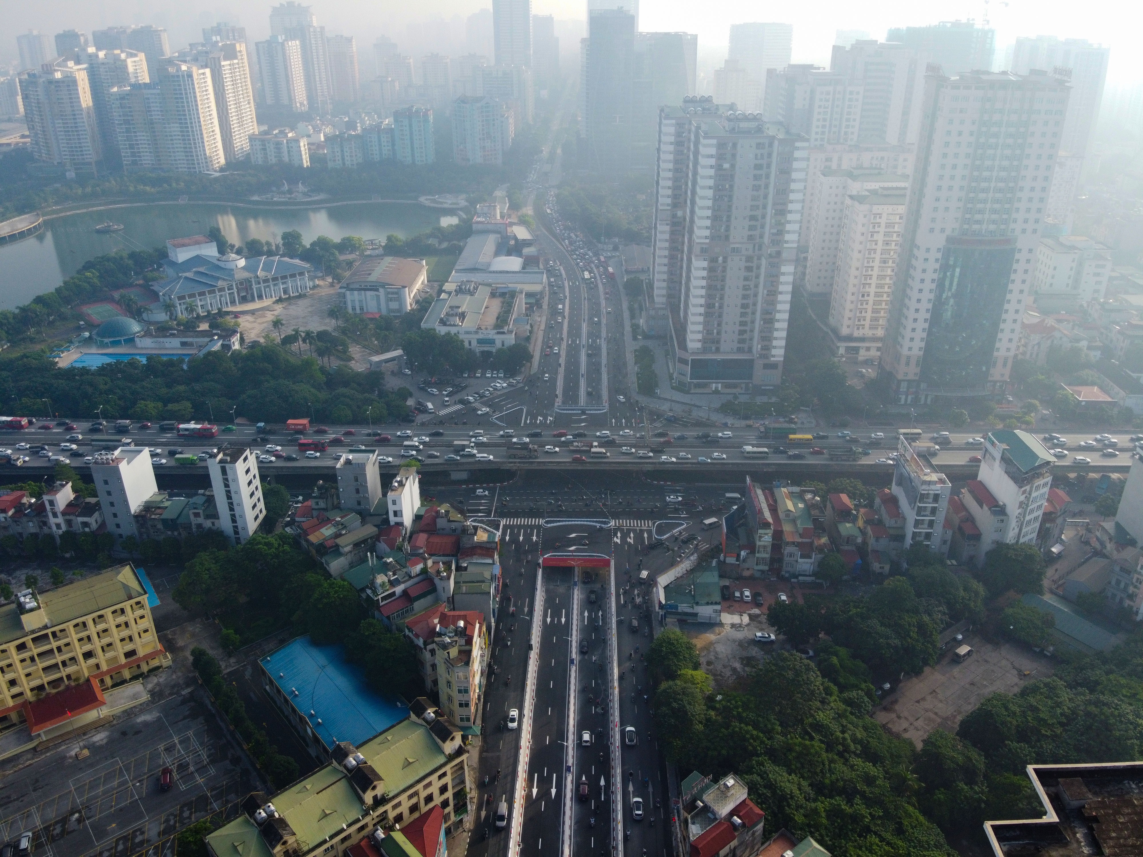 tac ham le van luong anh 3