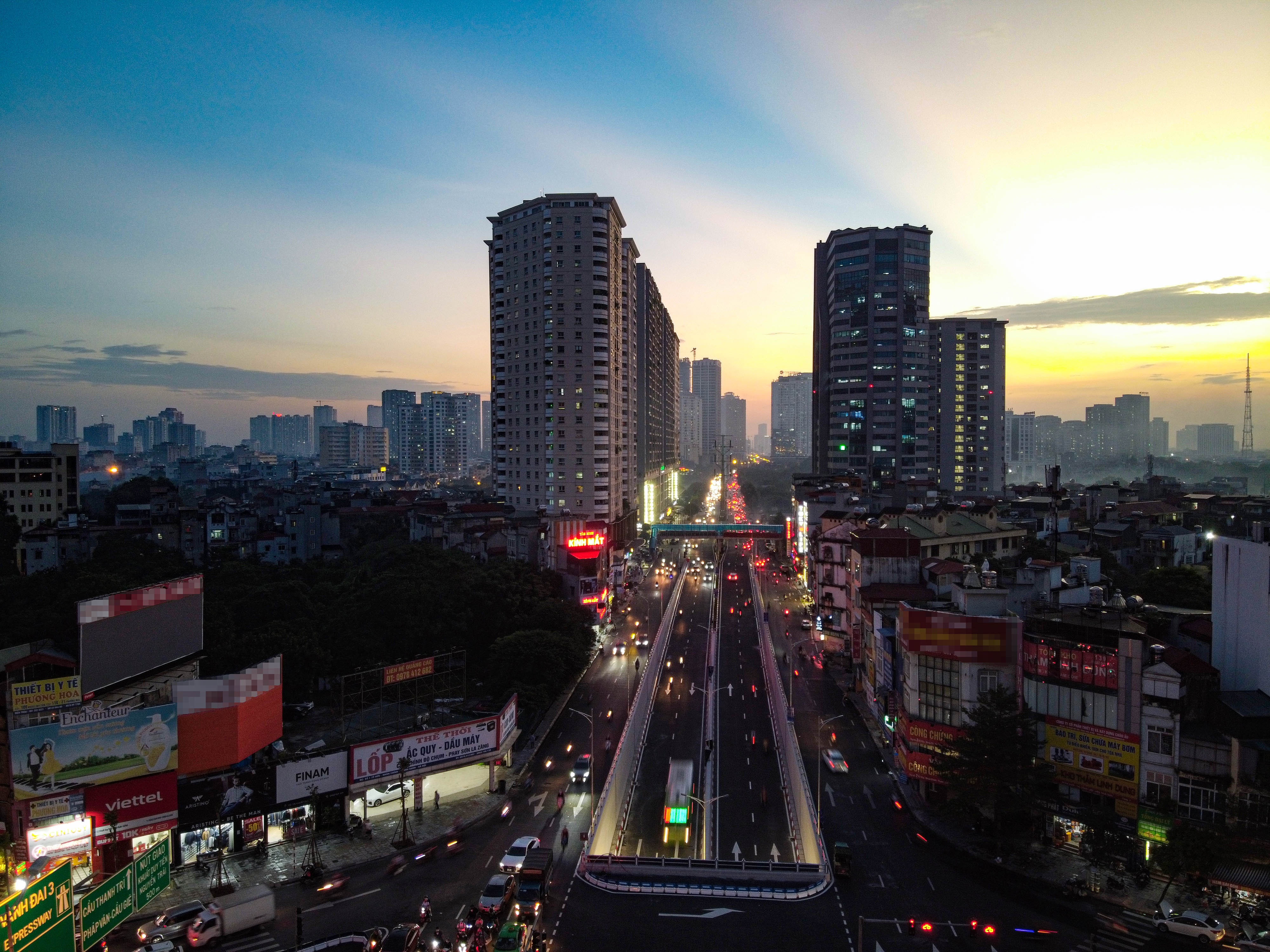 ham chui le van luong anh 13