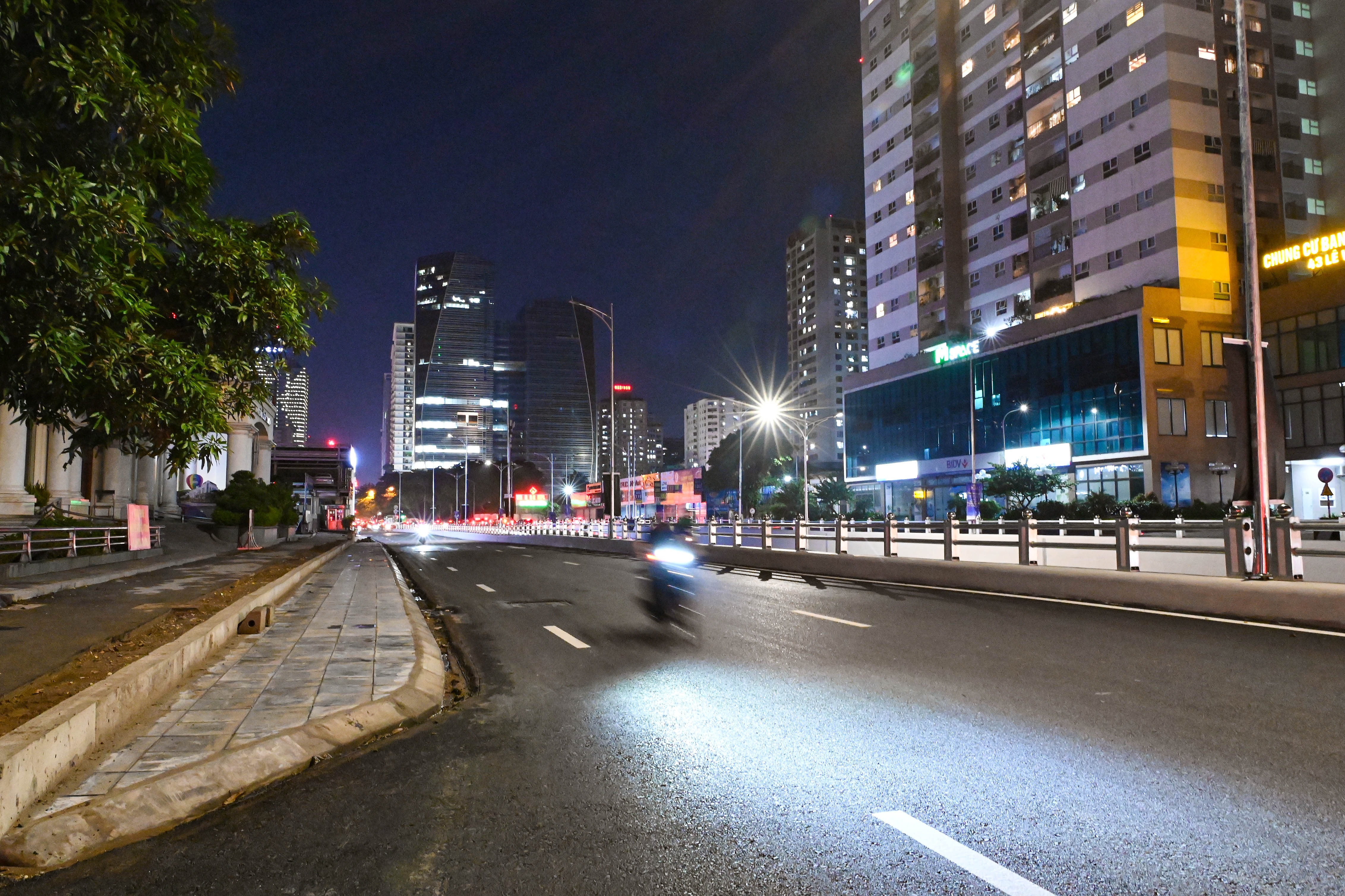 ham chui le van luong anh 12