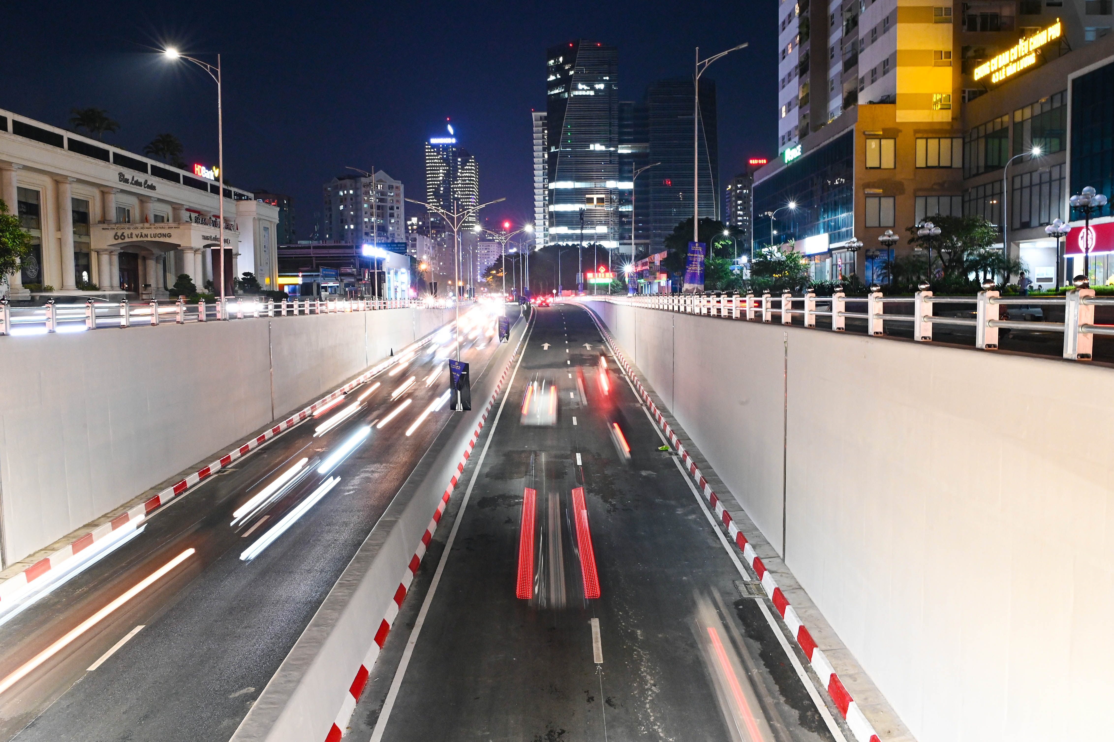 ham chui le van luong anh 2