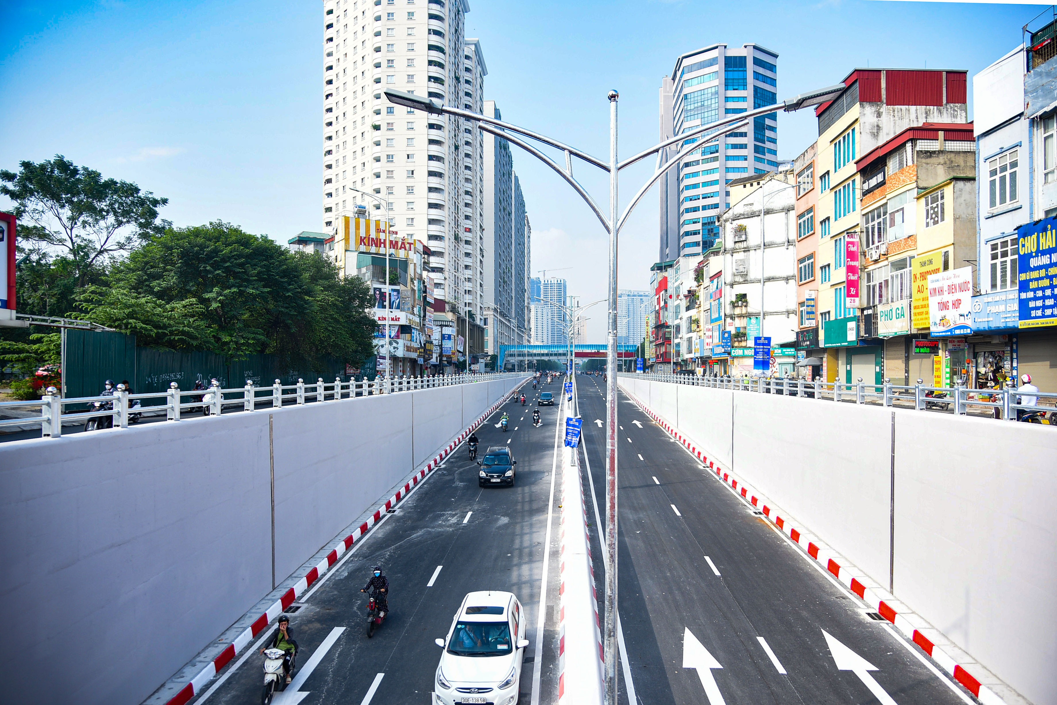 Ham chui Le Van Luong thong thoang la thuong, khac han ngay thong xe hinh anh