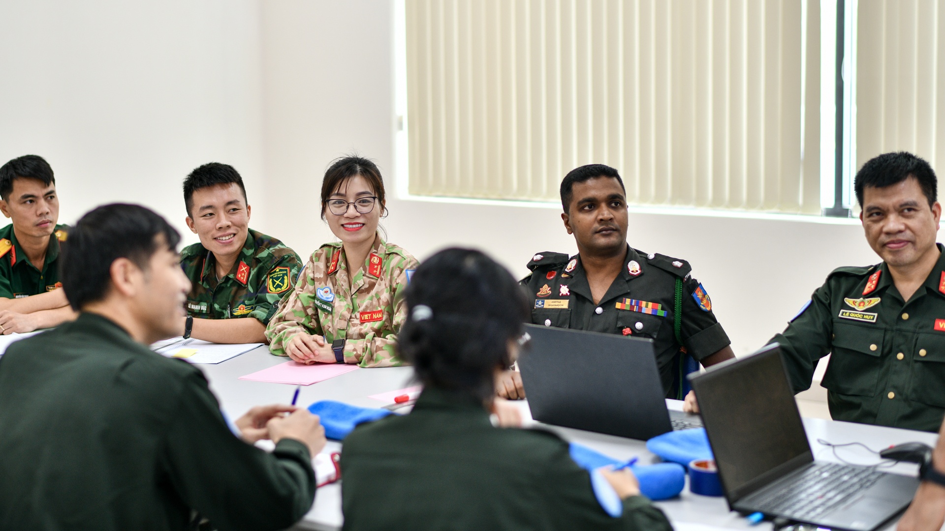 Gin giu hoa binh LHQ anh 6