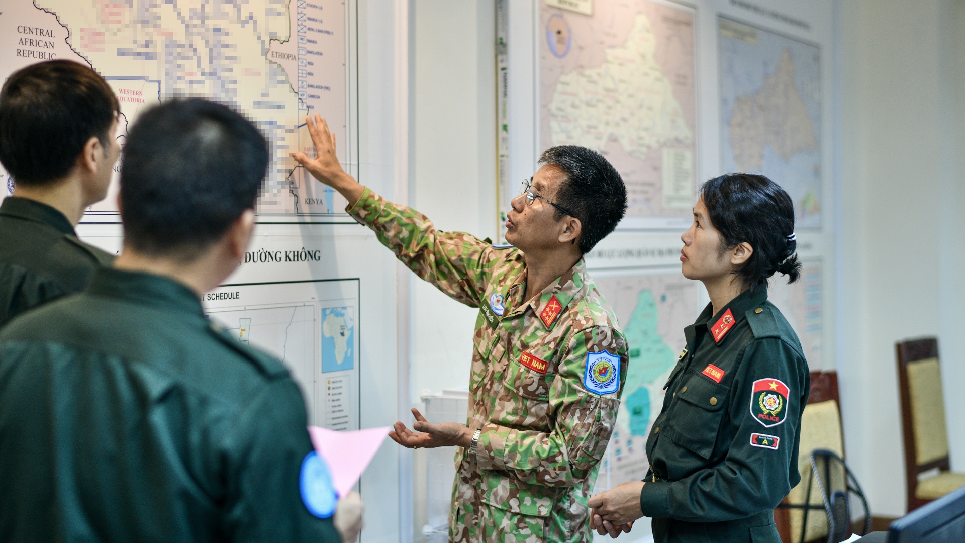 Gin giu hoa binh LHQ anh 7