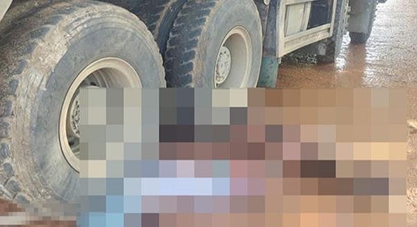 2 nguoi tu vong duoi banh xe tai hinh anh