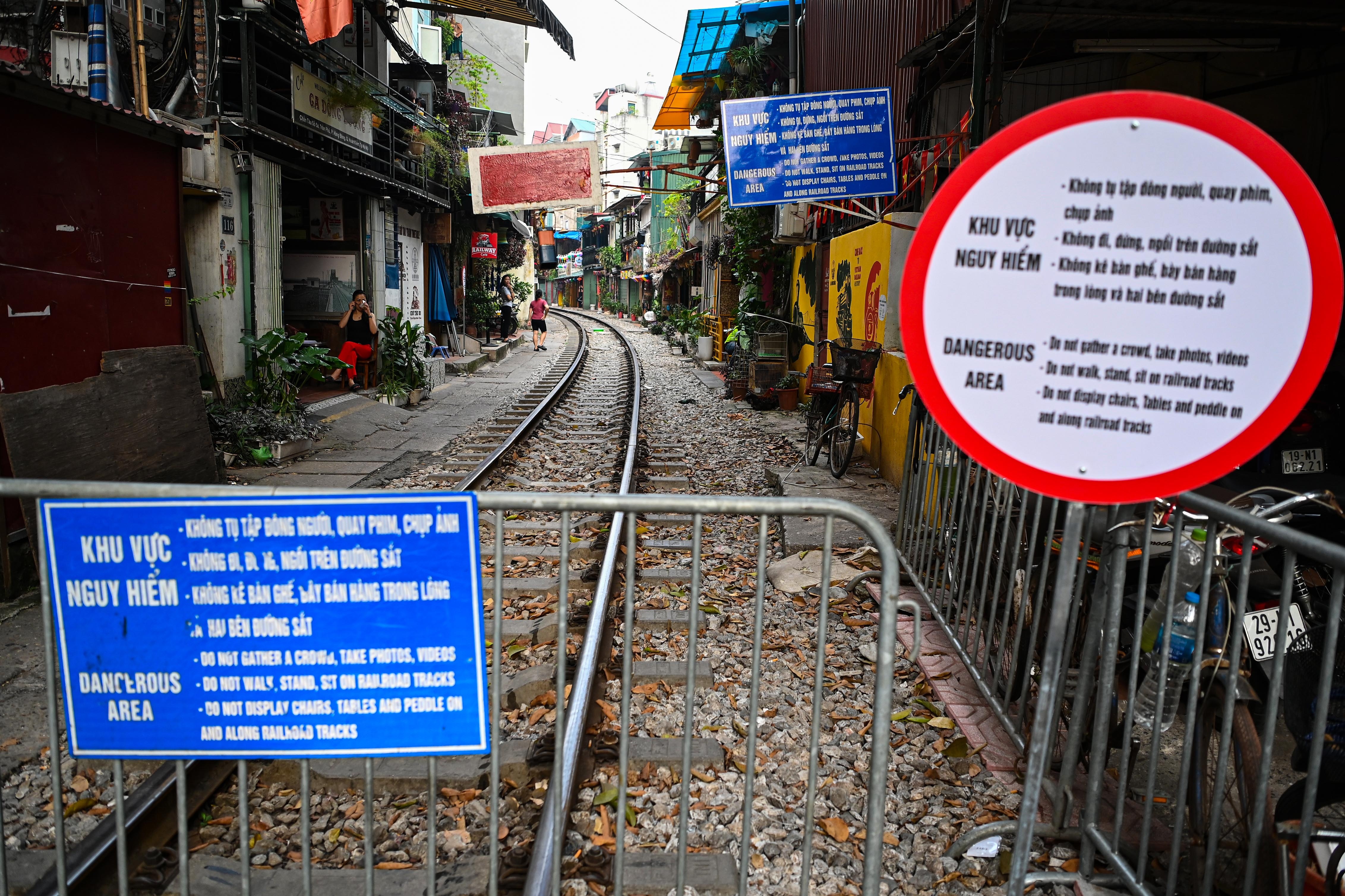 ca phe duong tau anh 2