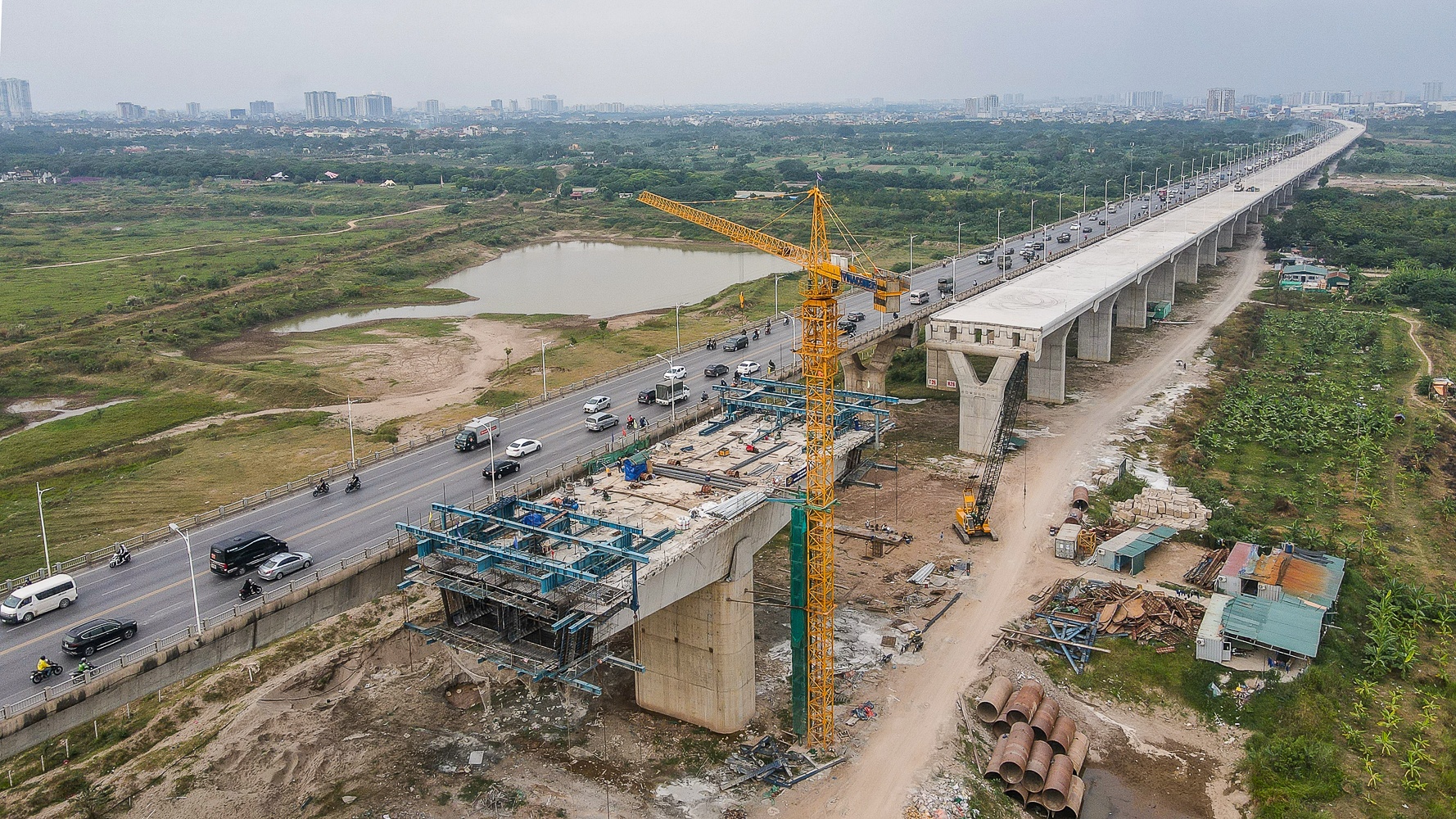 Tien do cau vinh tuy anh 2