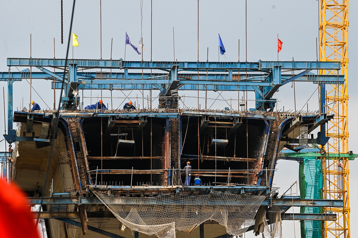 Tien do cau vinh tuy anh 15