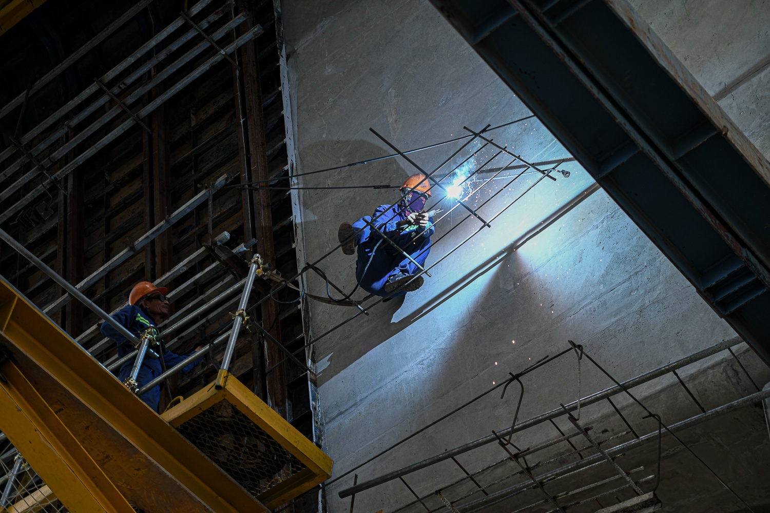 Tien do cau vinh tuy anh 11