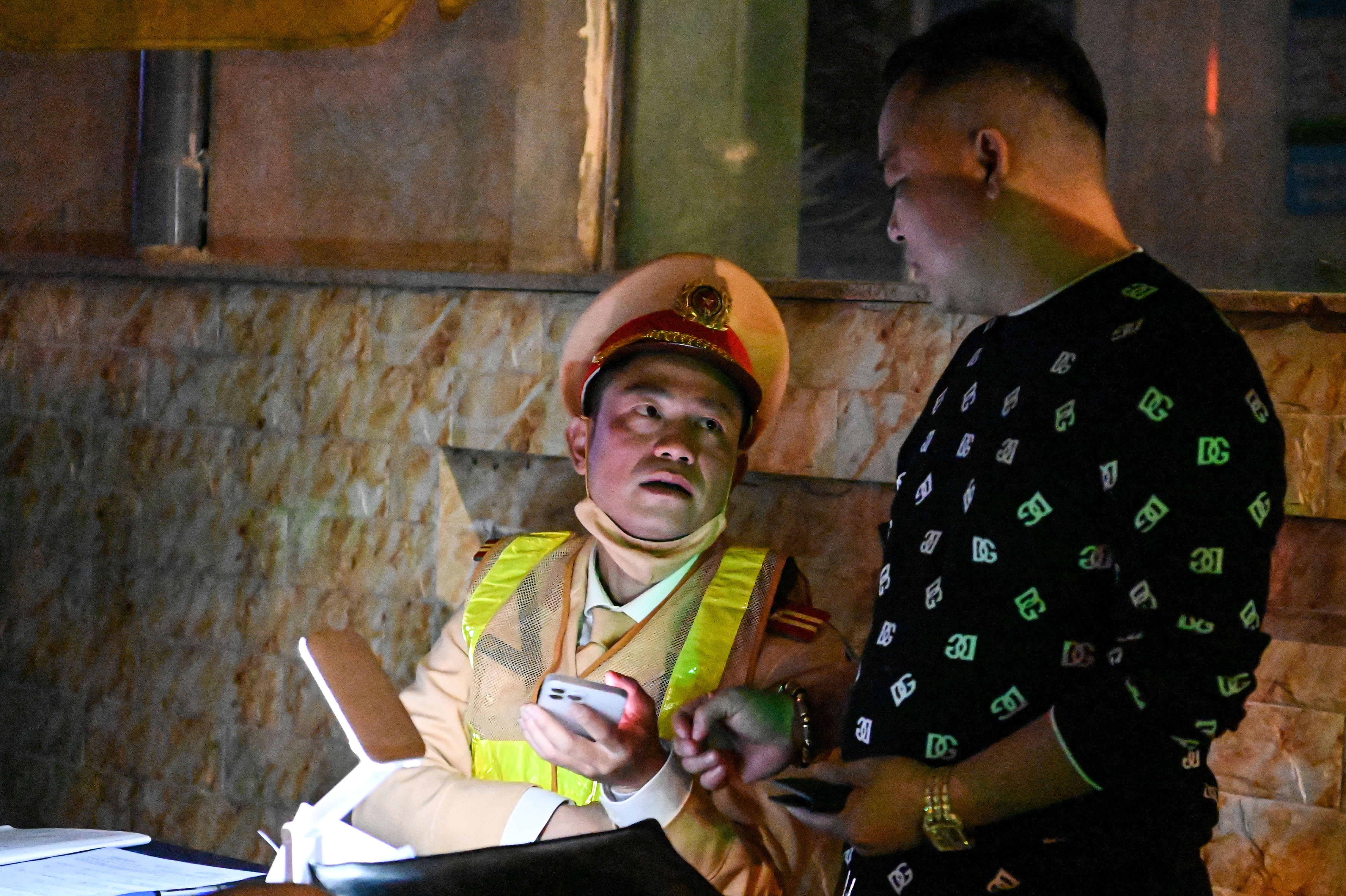 vi pham day csgt anh 12