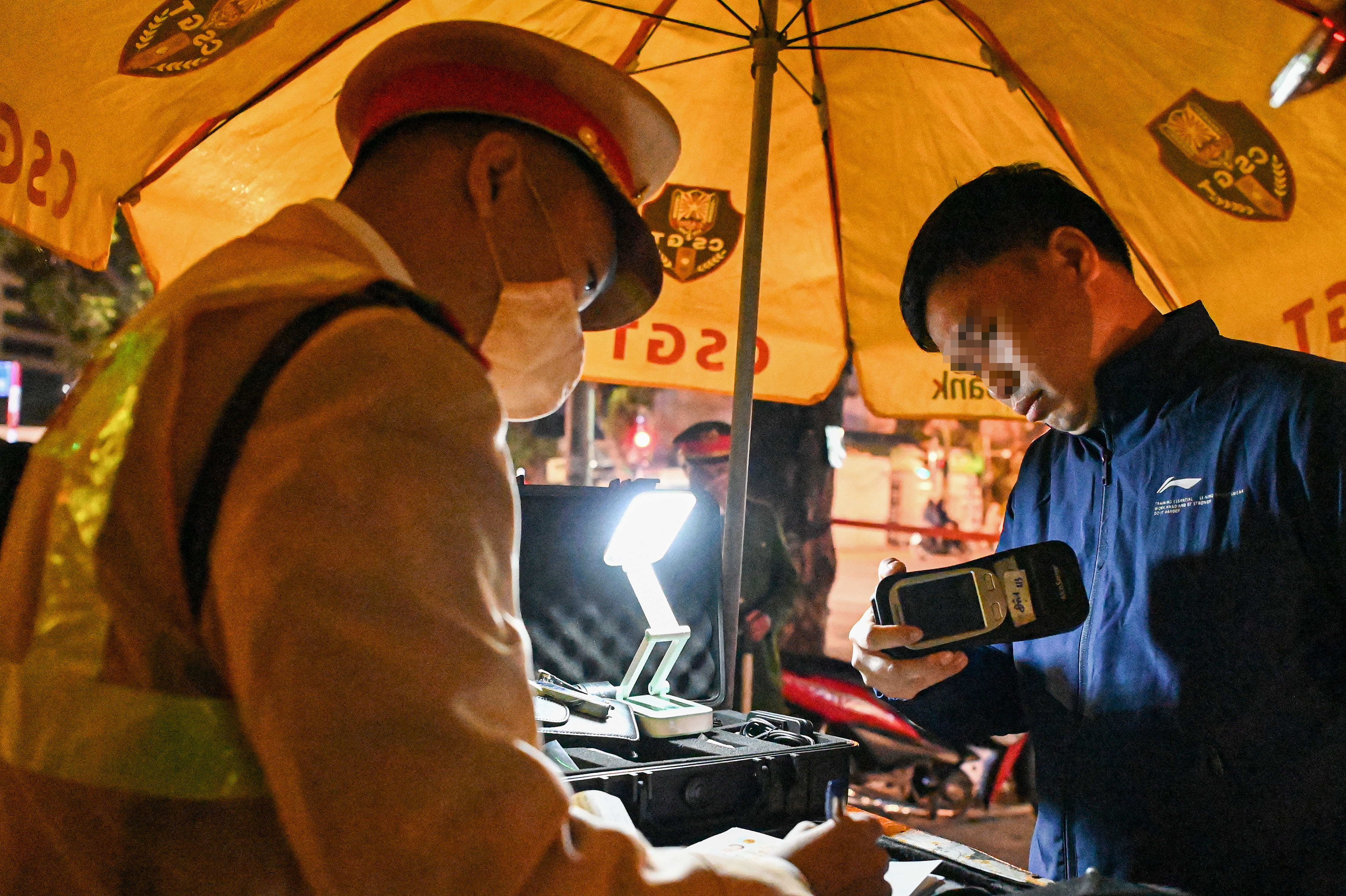 vi pham day csgt anh 4