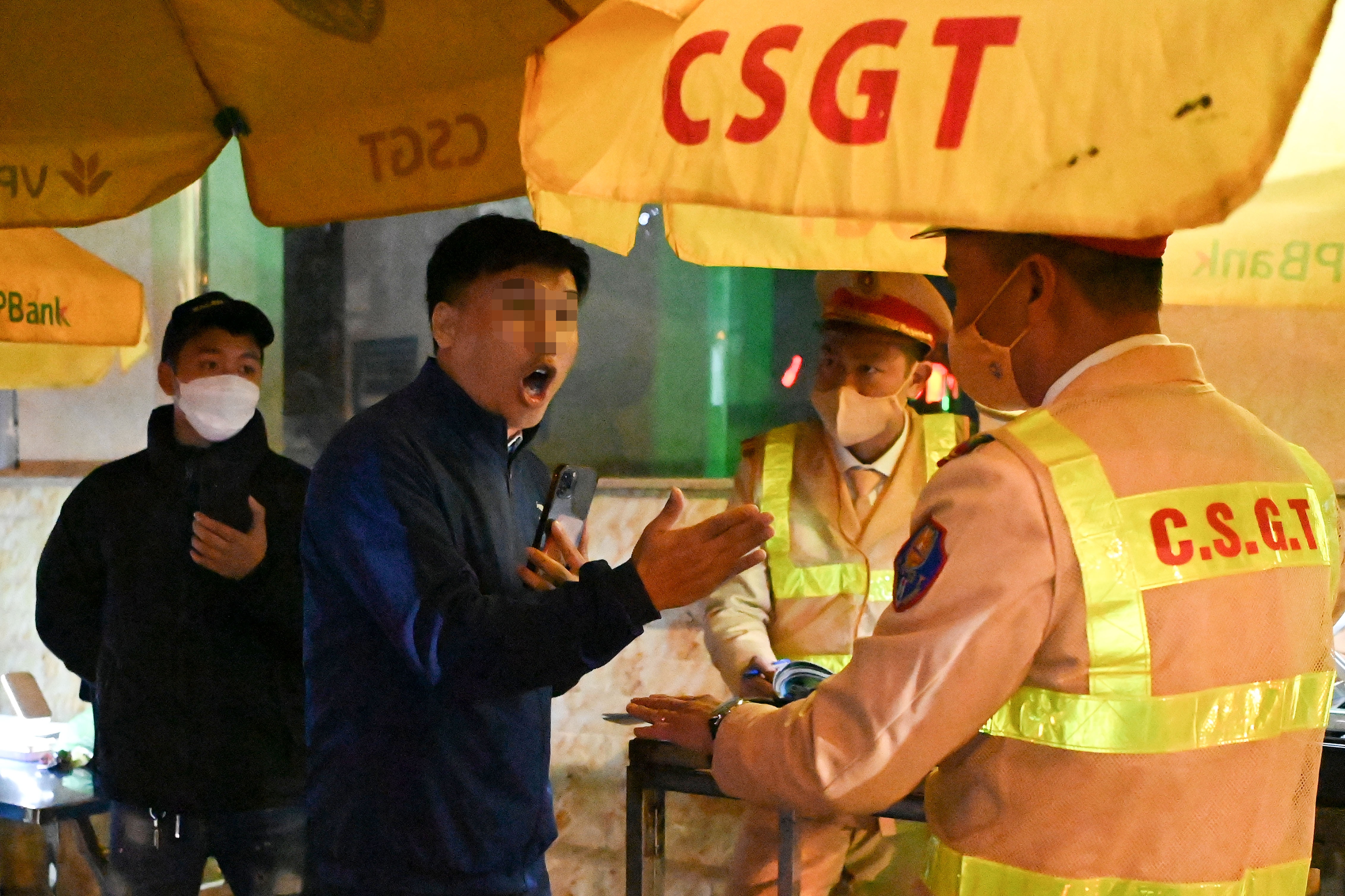 vi pham day csgt anh 5