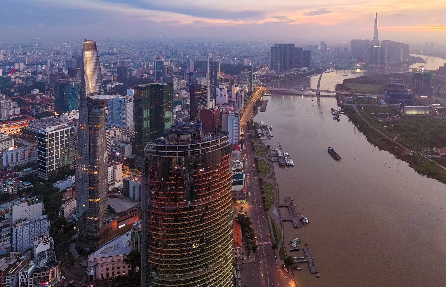 Phong van Tong bi thu anh 1