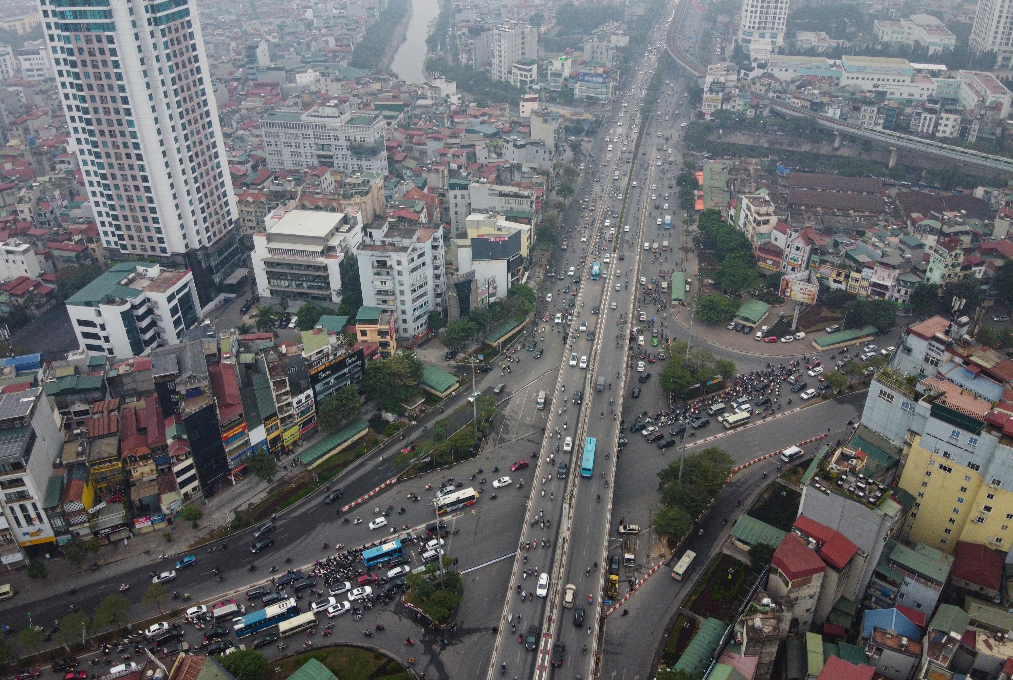 Phân luồng Ngã Tư Sở ảnh 4 Phan luong Nga Tu So anh 4