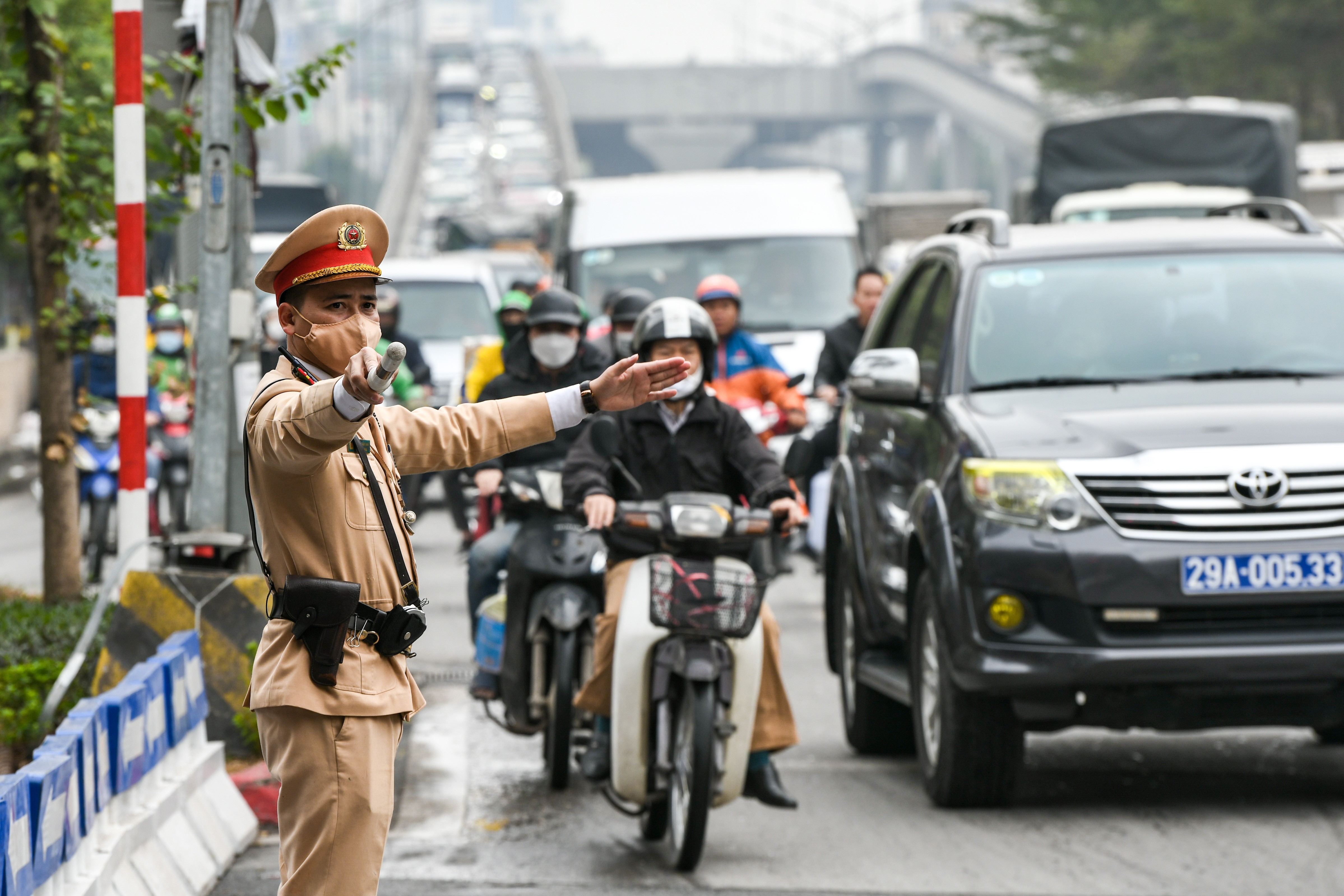 thong xe vanh dai 2 anh 12