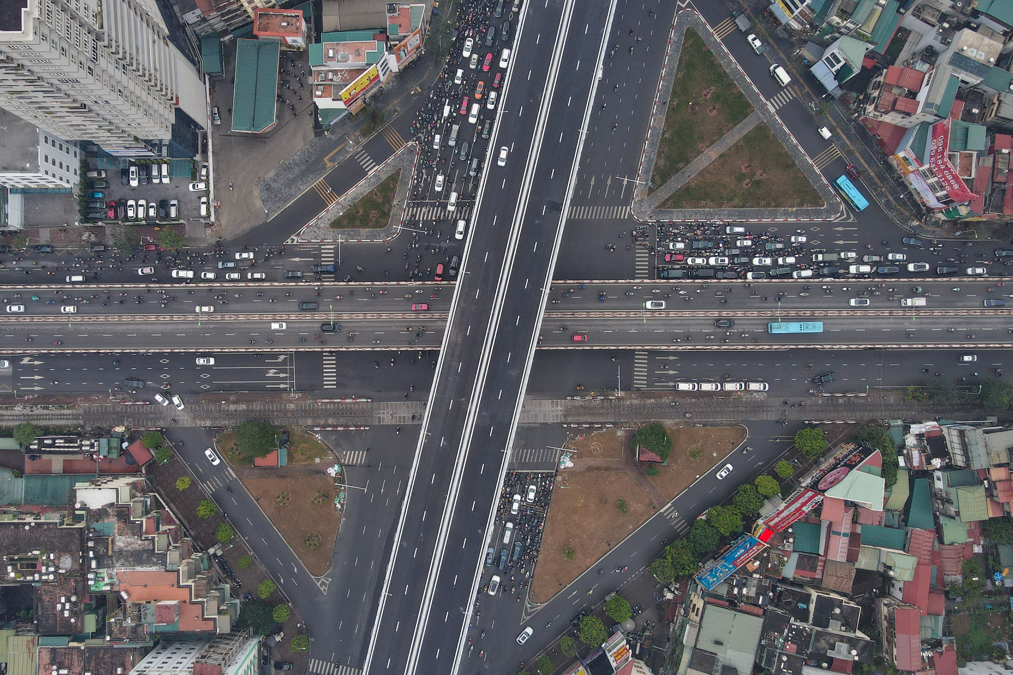 thong xe vanh dai 2 anh 7