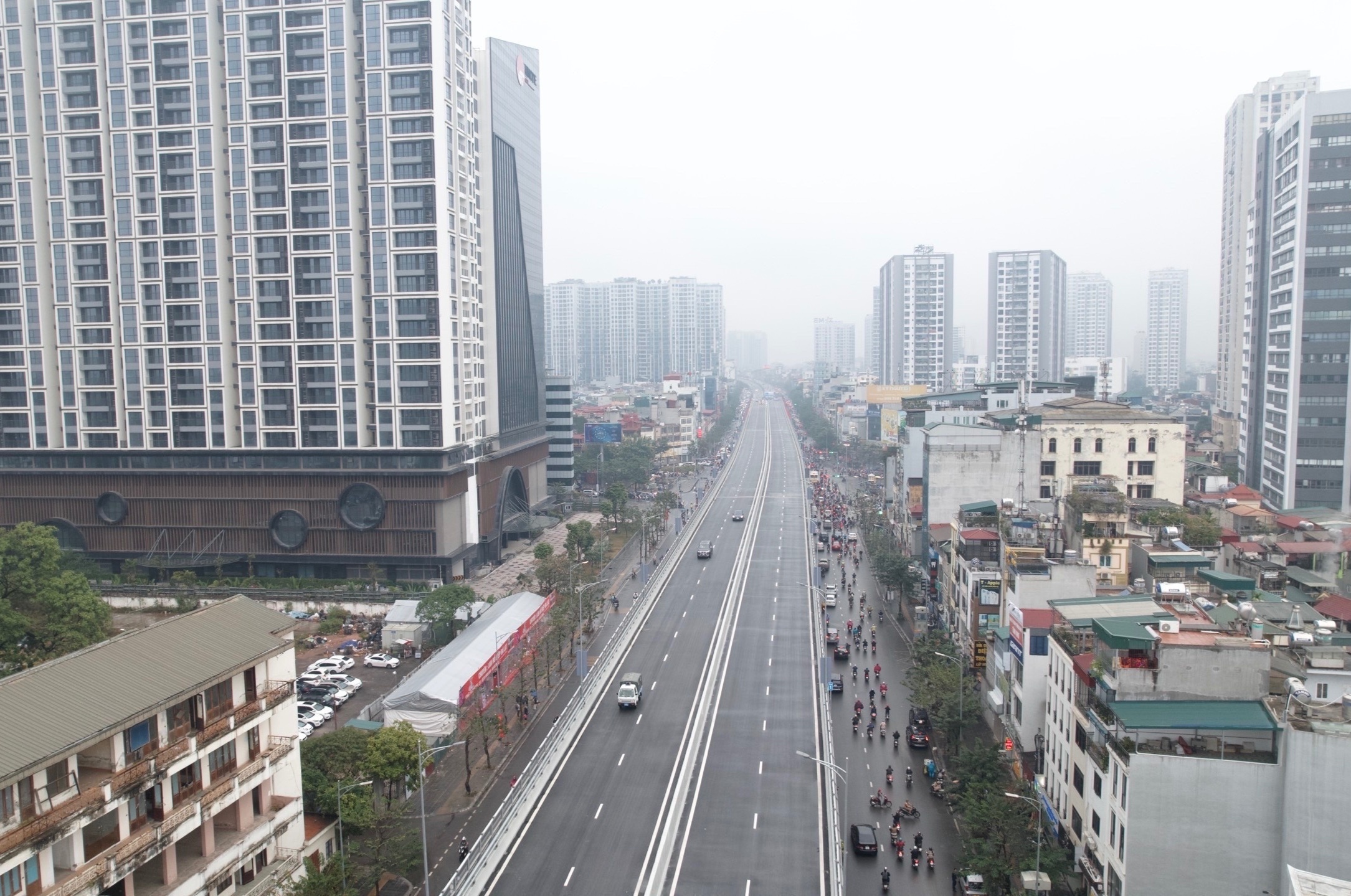 Cam xe may di duong vanh dai 2 tren cao, oto chay toi da 80 km/h hinh anh
