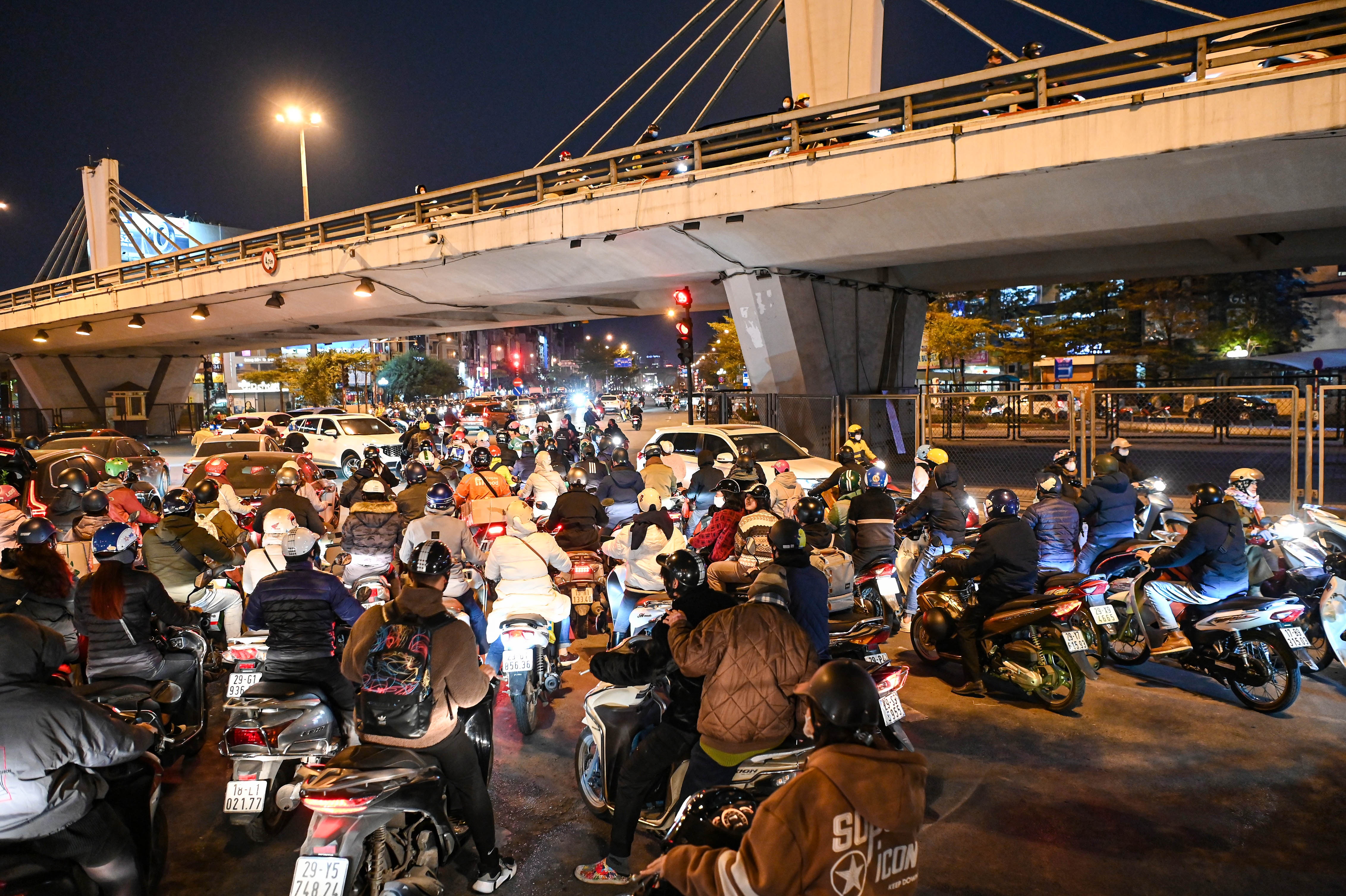 tac nga tu so anh 16