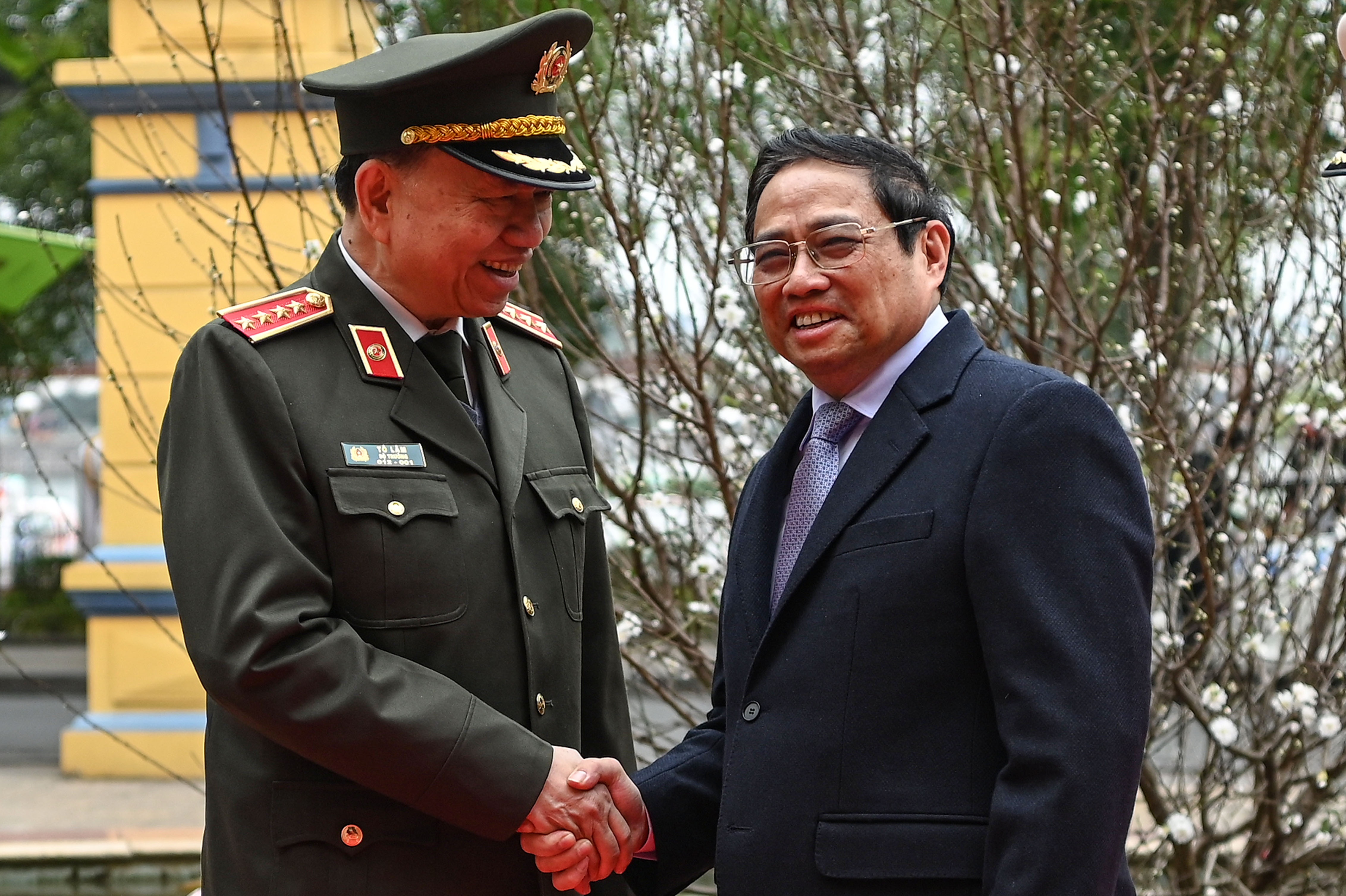 Thu tuong kiem tra cong tac san sang chien dau tai Bo Tu lenh Canh ve hinh anh