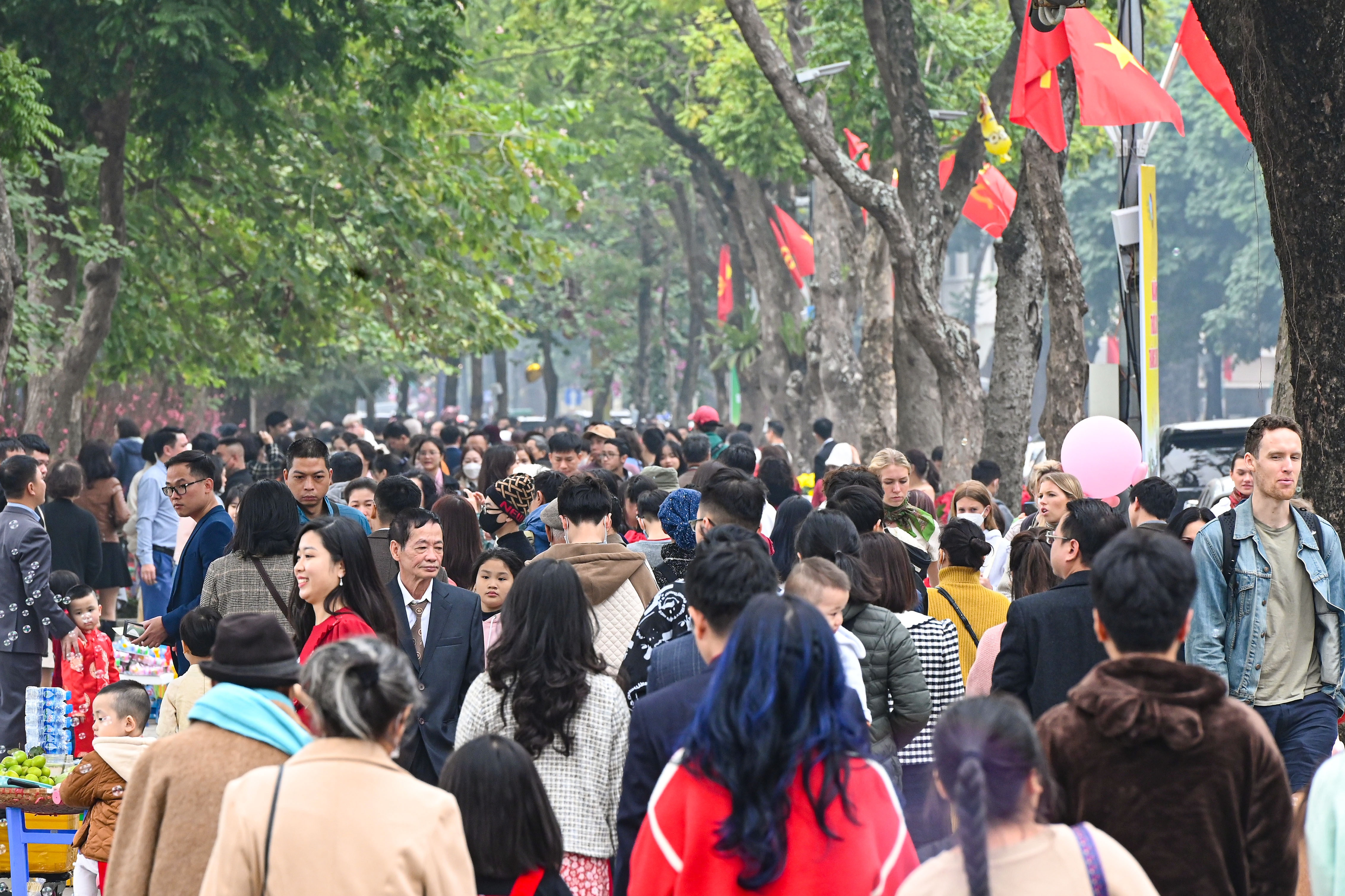 ho guom mung 1 tet anh 3