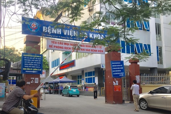 Nam benh nhan nhay tu tang 3 Benh vien Da khoa tinh Bac Giang hinh anh