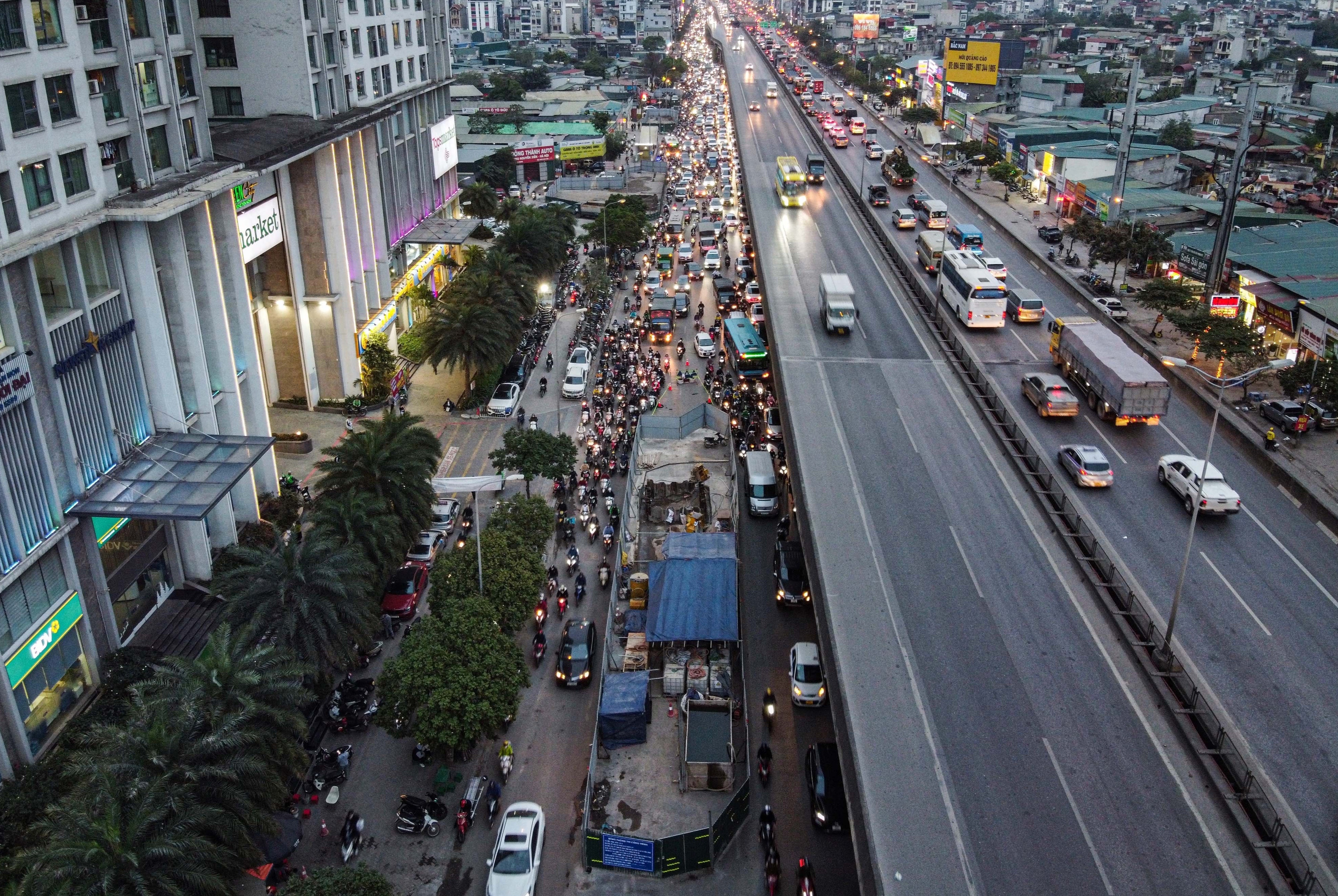 Rao chan tiep tuc moc them khien duong vanh dai 3 tac cung hinh anh