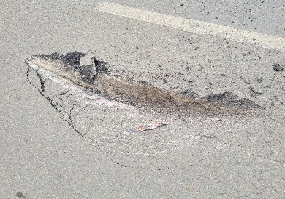 cuon thep roi bep xe anh 1