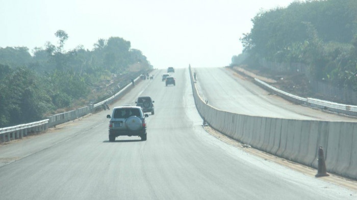 Cao toc Dau Giay - Phan Thiet - Vinh Hao phai hoan thanh truoc 30/4 hinh anh