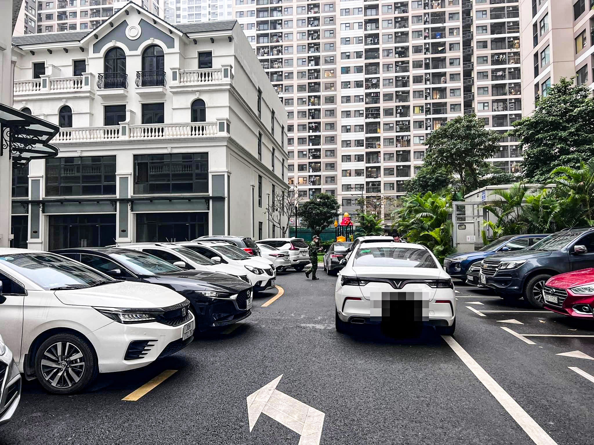 bao ve khoa banh xe anh 2